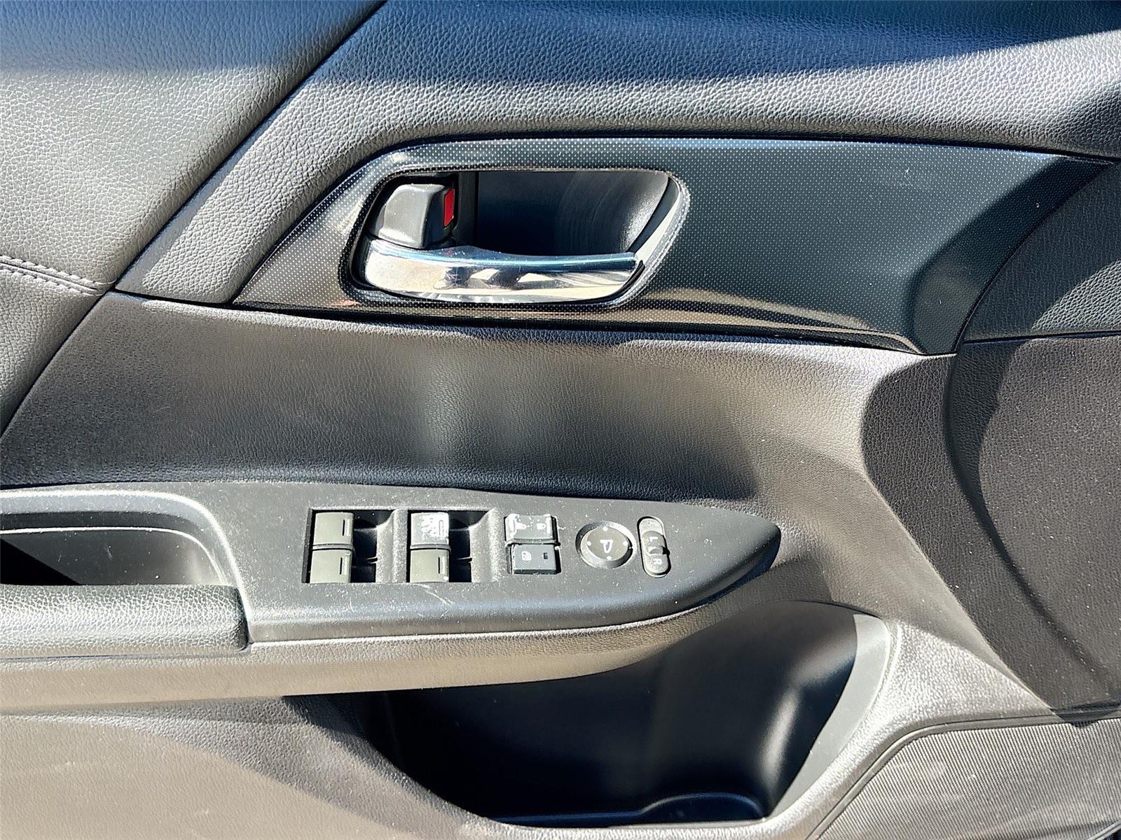 2015 HONDA ACCORD SPORT