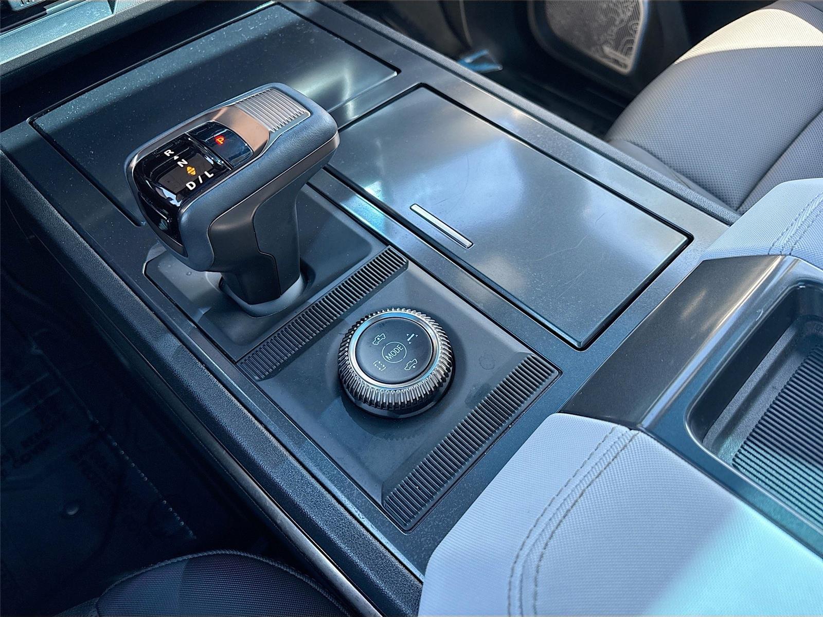 2023 GMC HUMMER PICKUP 3