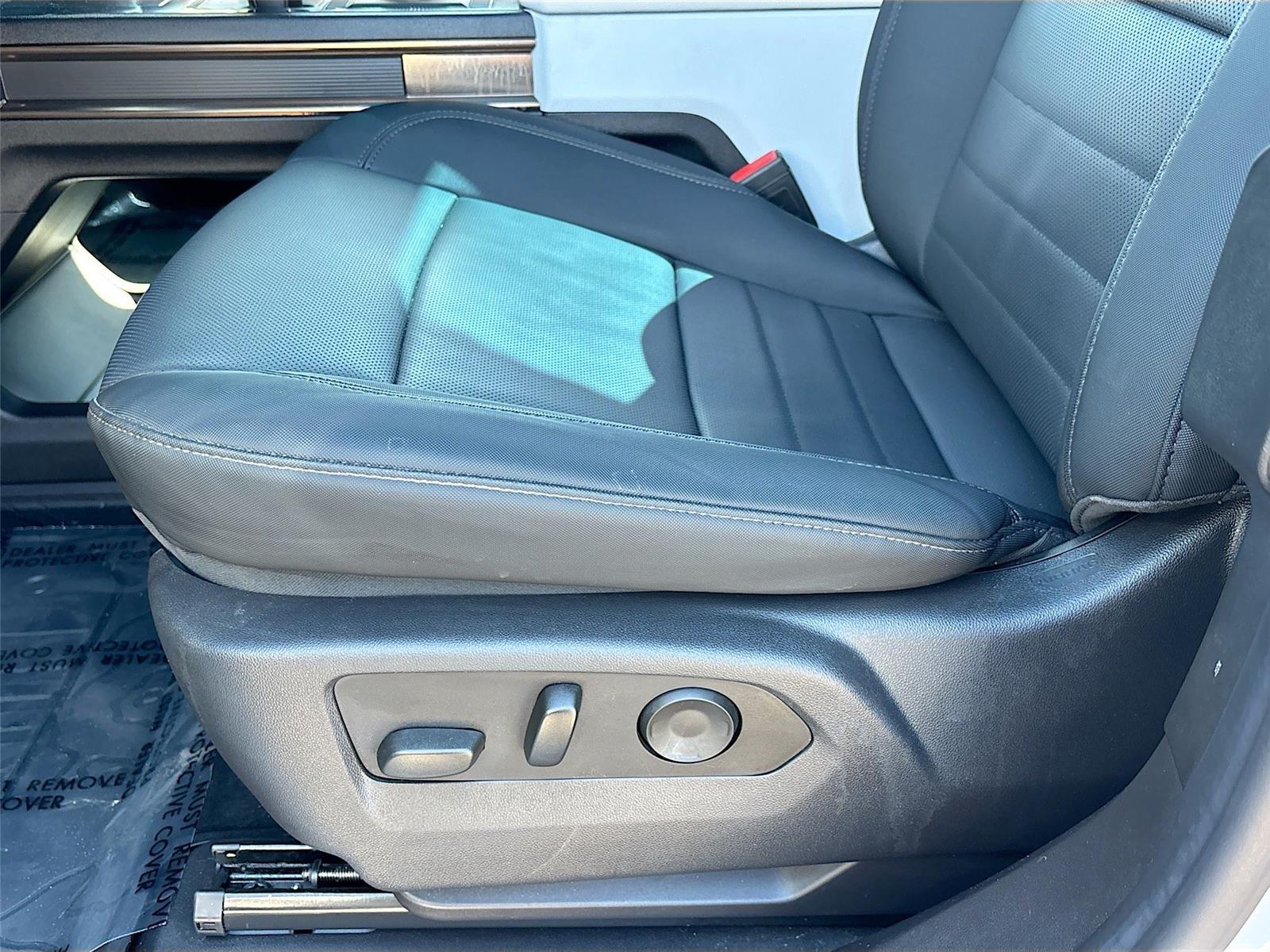 2023 GMC HUMMER PICKUP 3