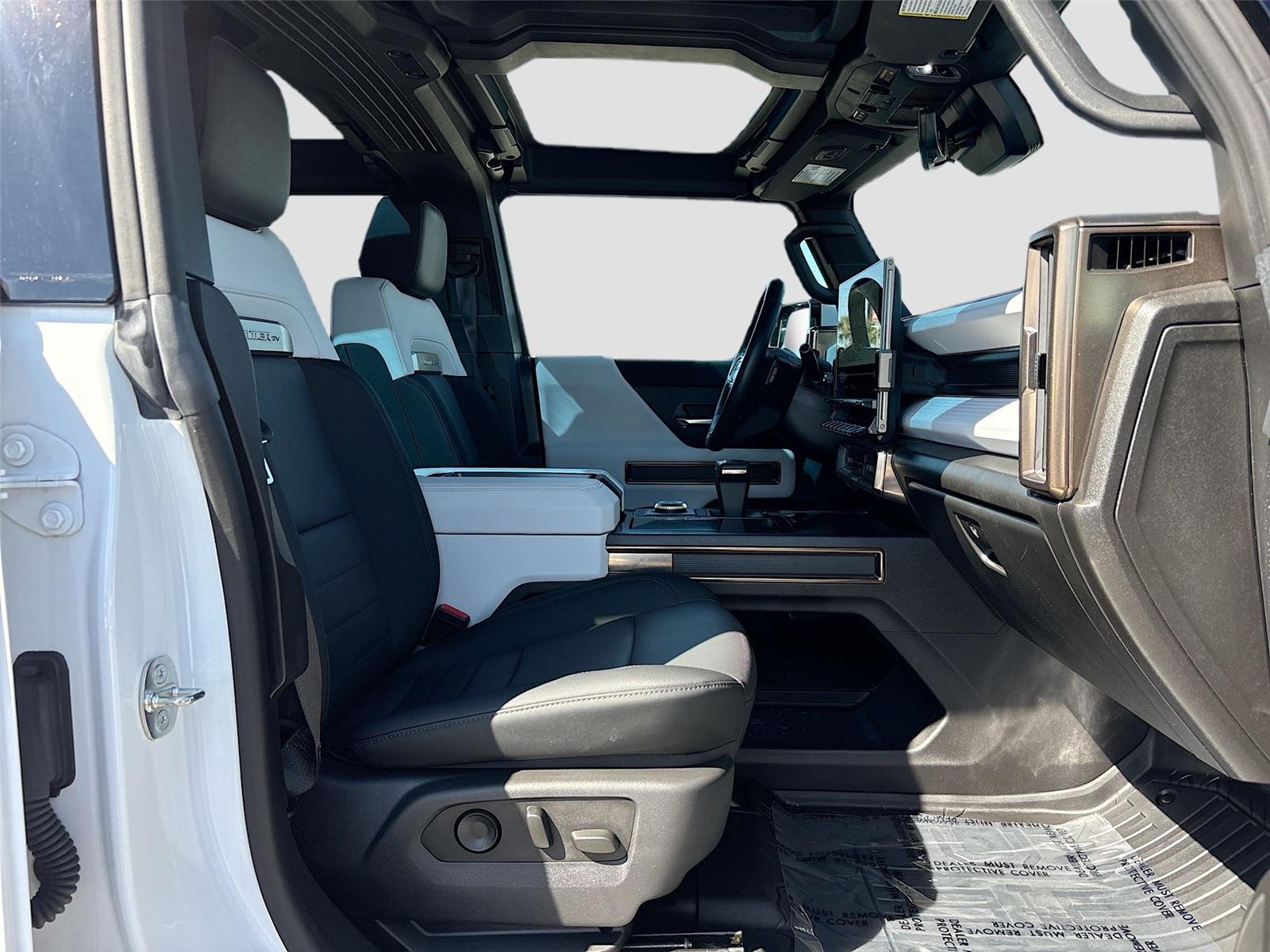 2023 GMC HUMMER PICKUP 3