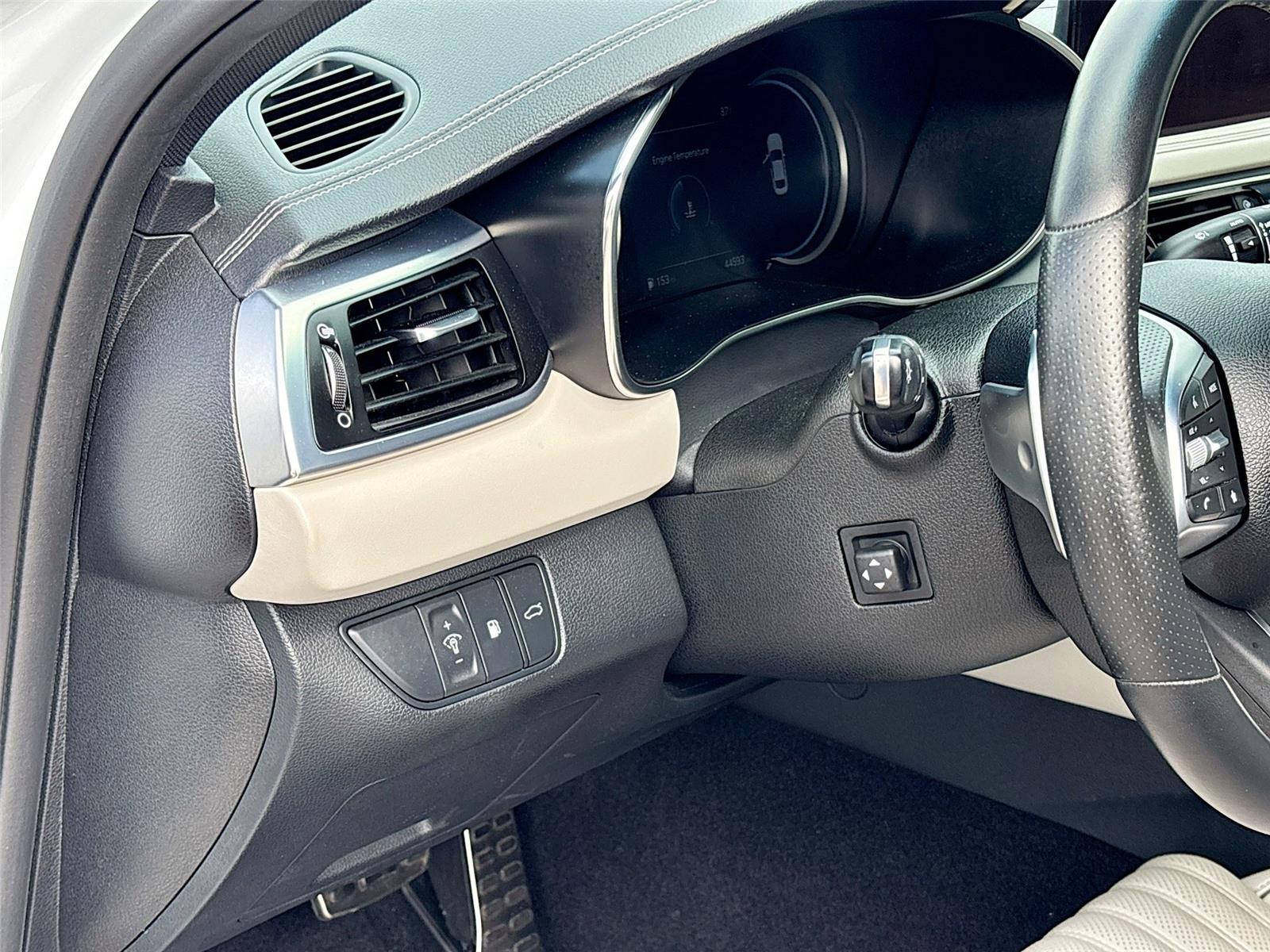 2023 GENESIS G70 BASE/PRESTI