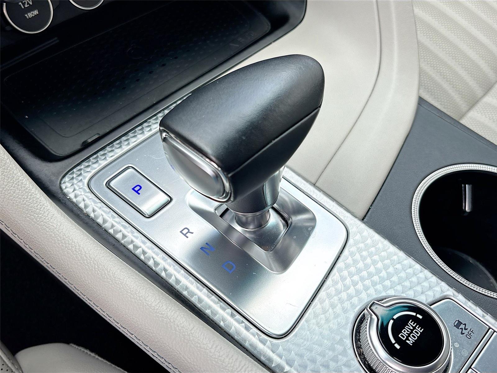 2023 GENESIS G70 BASE/PRESTI