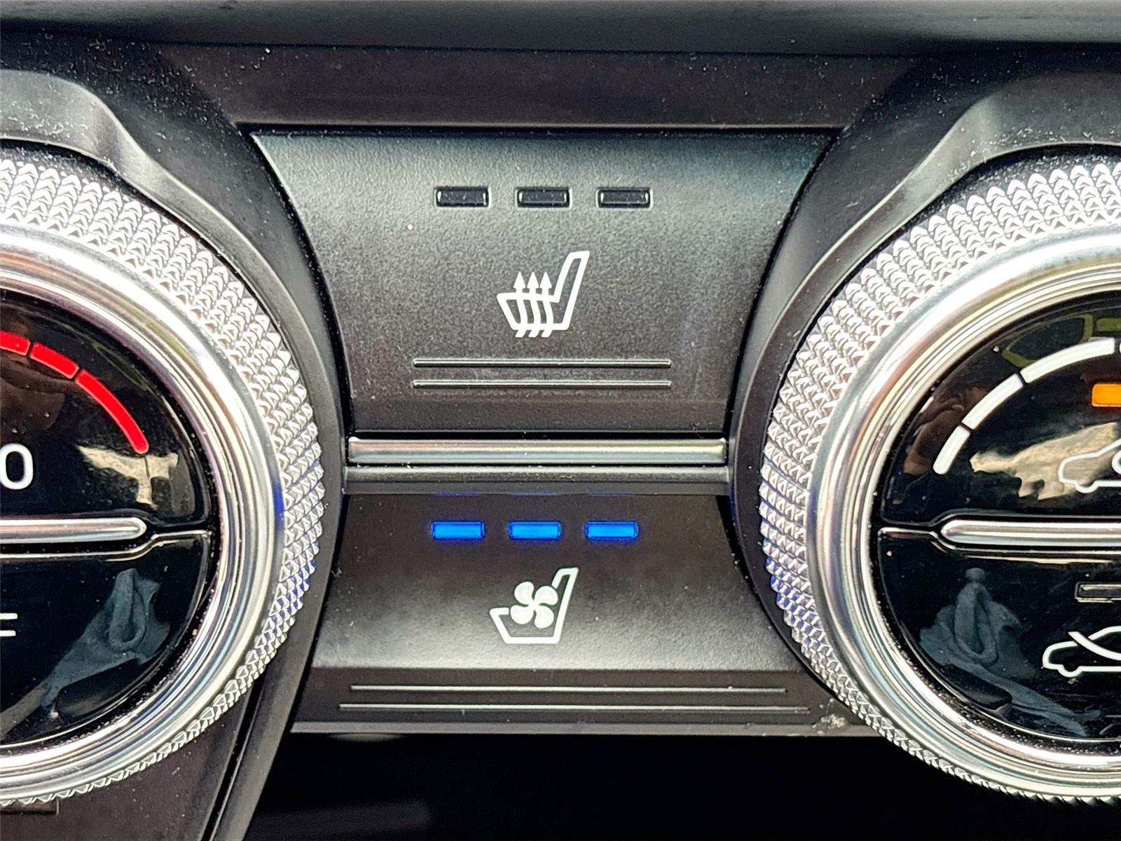 2023 GENESIS G70 BASE/PRESTI