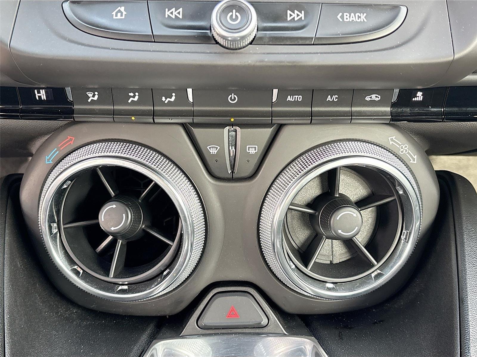 2022 Chevrolet Camaro LT1