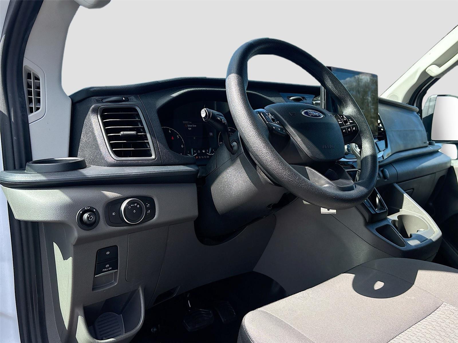 2024 Ford Transit Passenger Wagon XLT