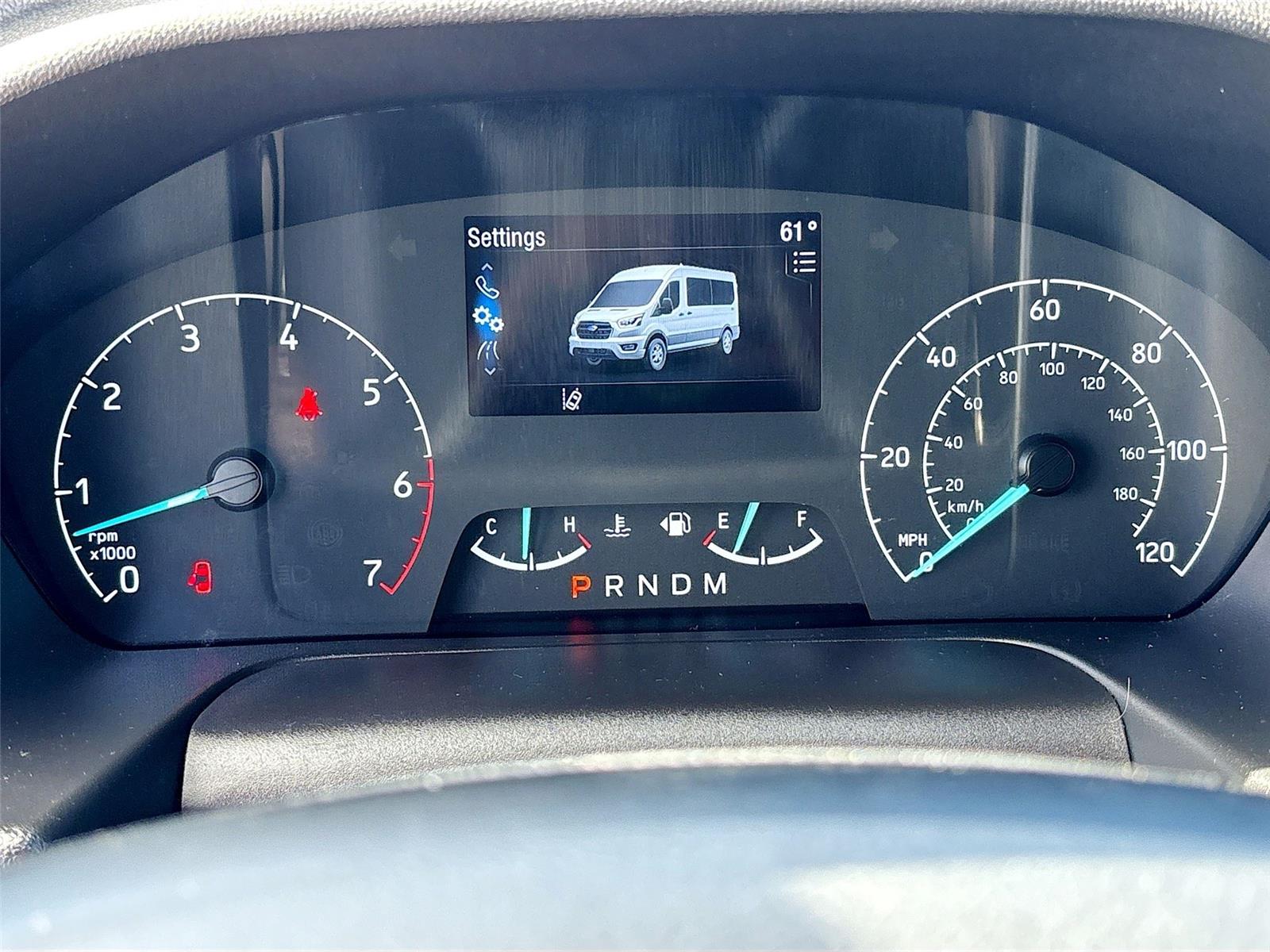 2024 Ford Transit Passenger Wagon XLT