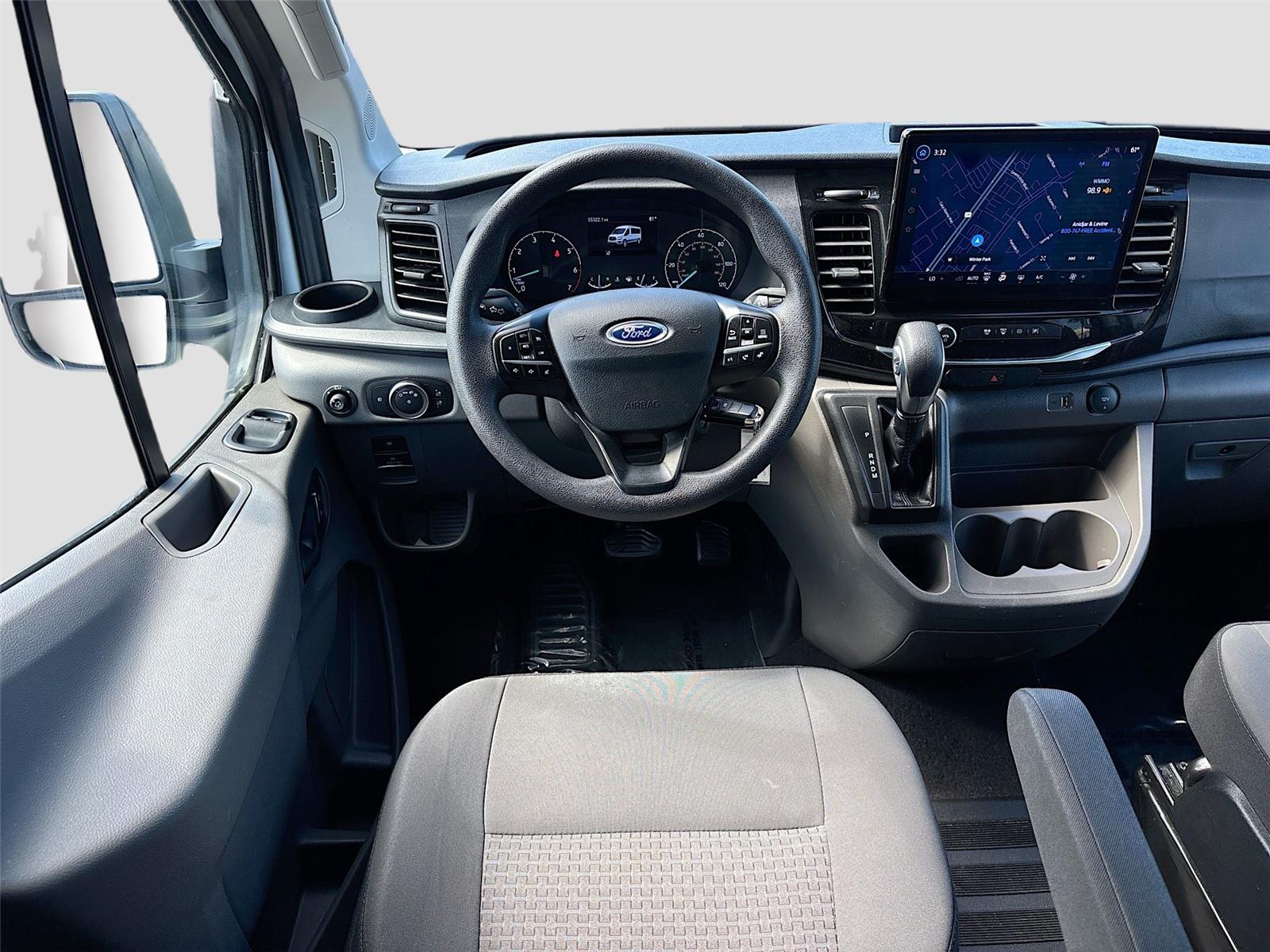 2024 Ford Transit Passenger Wagon XLT