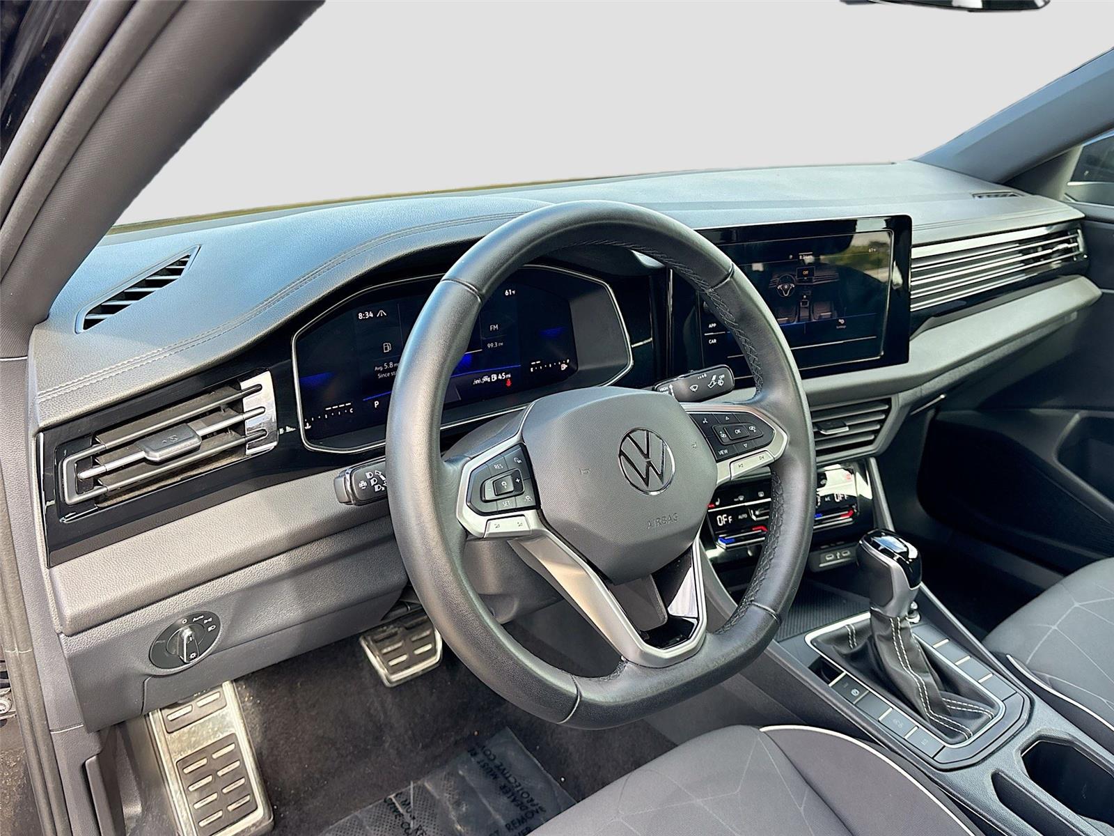 2025 Volkswagen Jetta Sport
