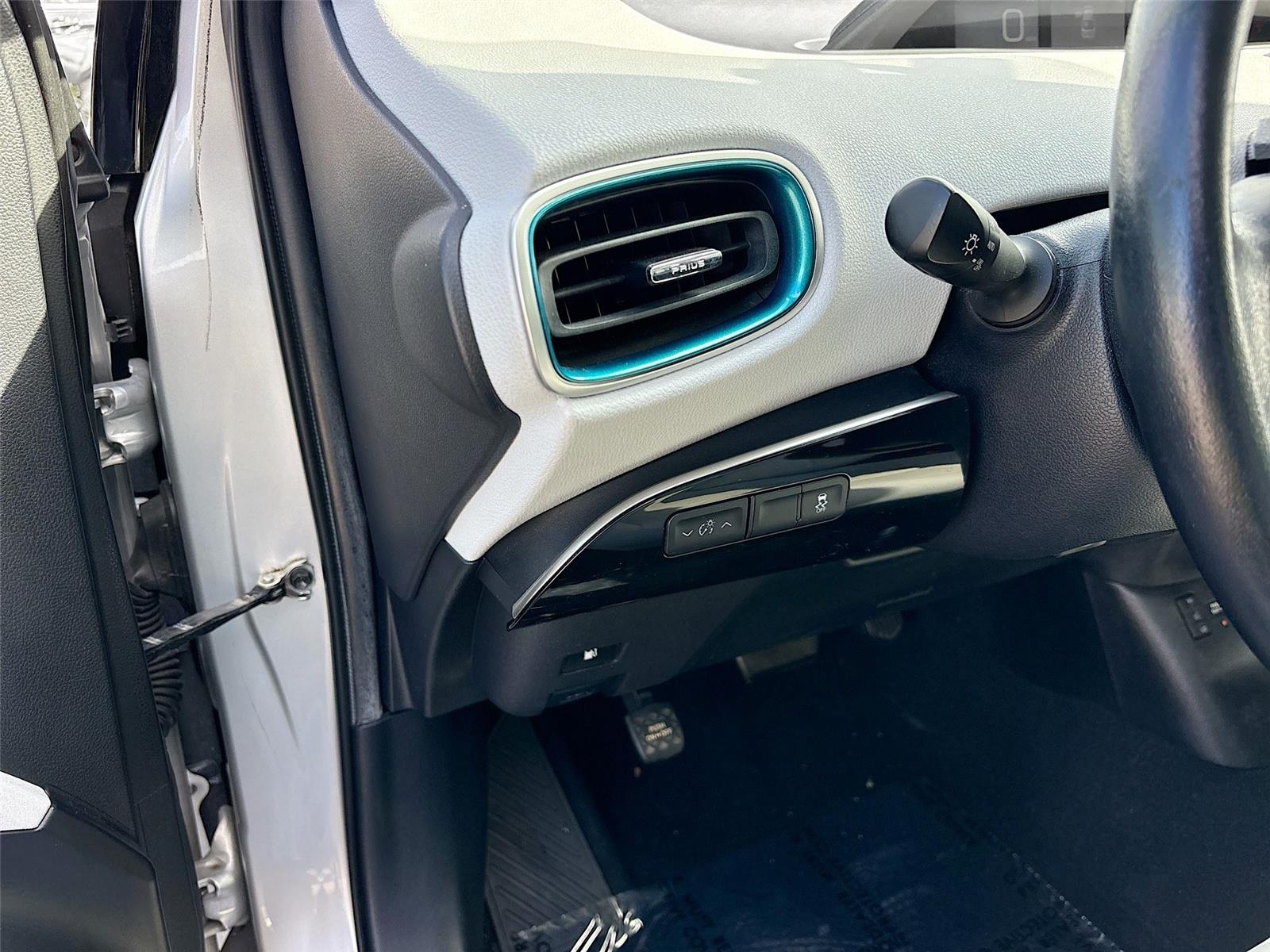 2016 Toyota Prius Two Eco