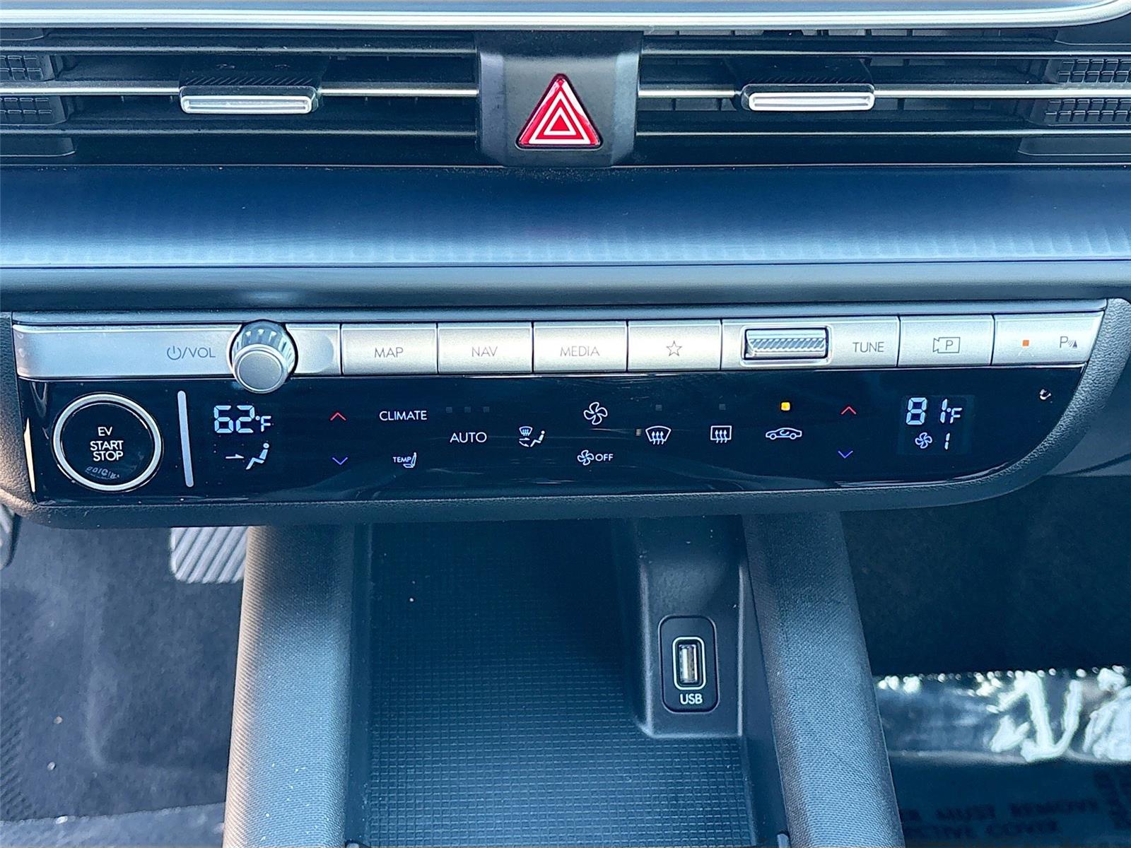 2024 Hyundai IONIQ 6 SE