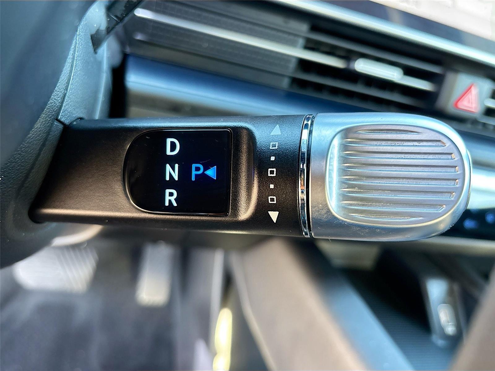 2024 Hyundai IONIQ 6 SE