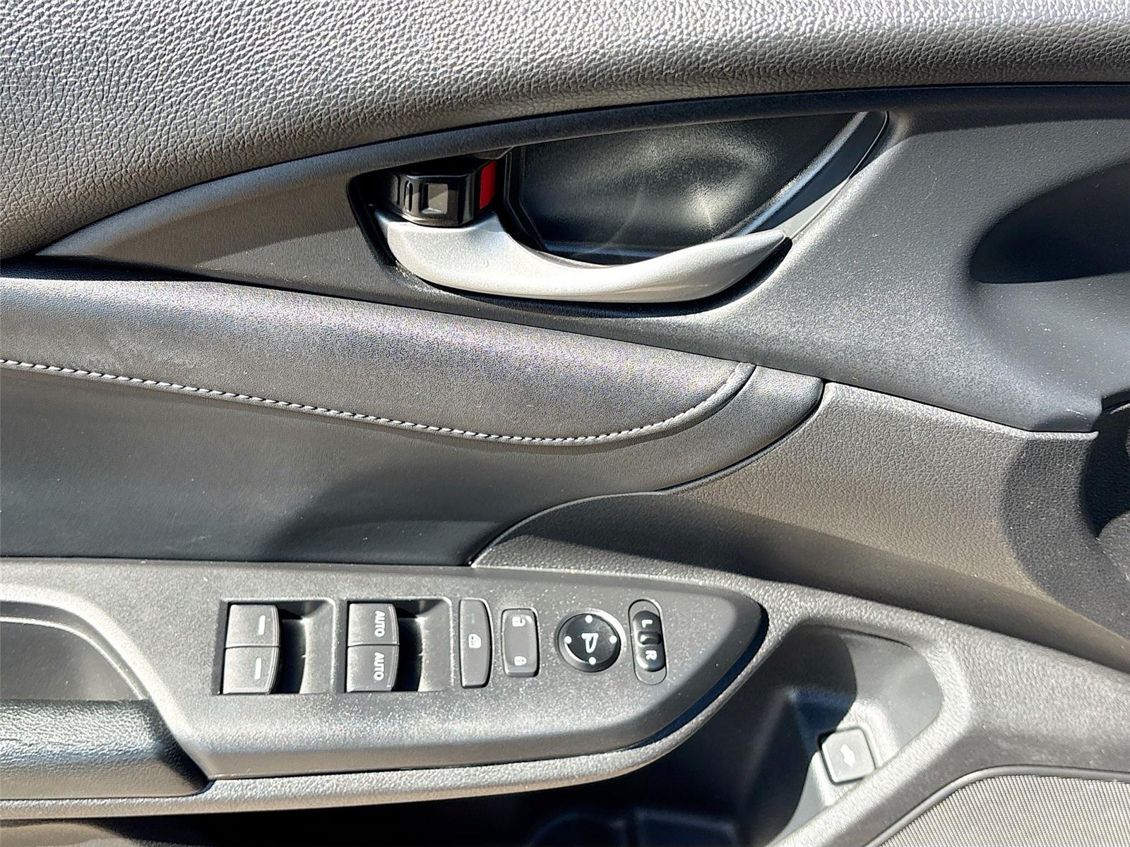 2019 Honda Insight Touring