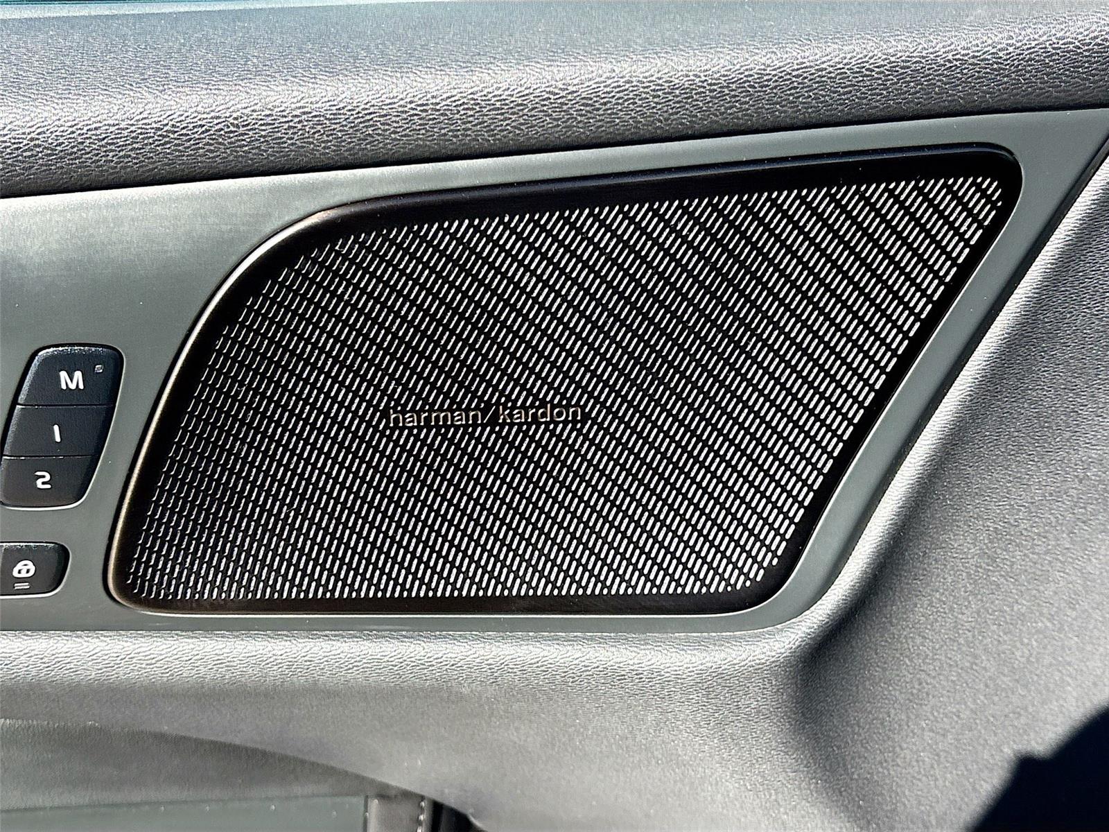 2025 VOLVO V60 CROSS COUNT