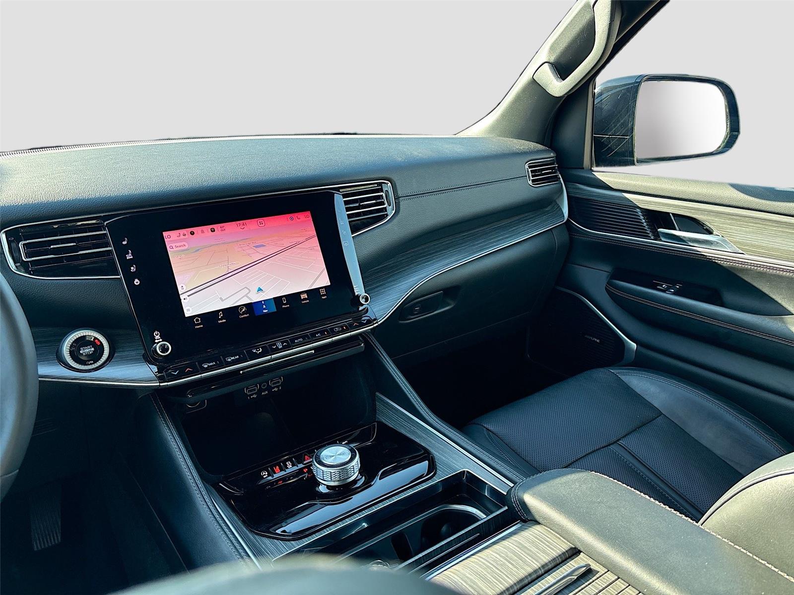 2024 Jeep Wagoneer L Series II