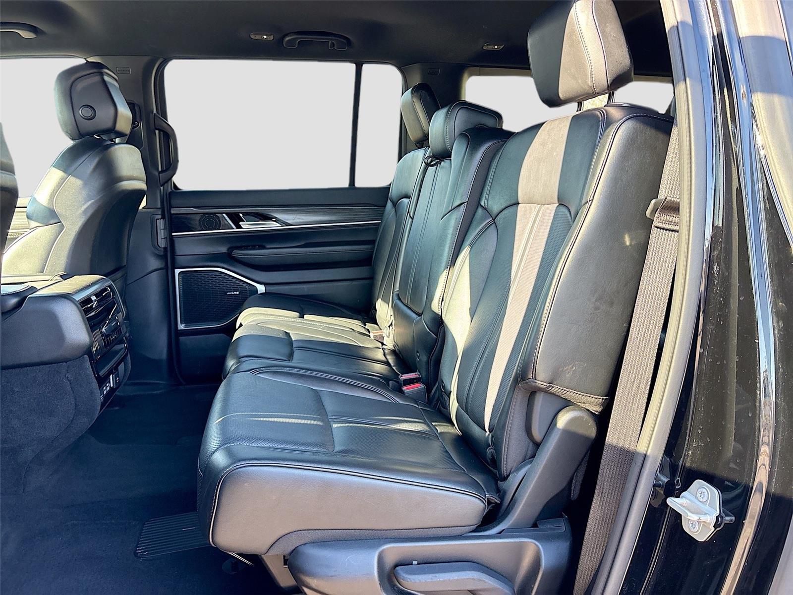 2024 Jeep Wagoneer L Series II