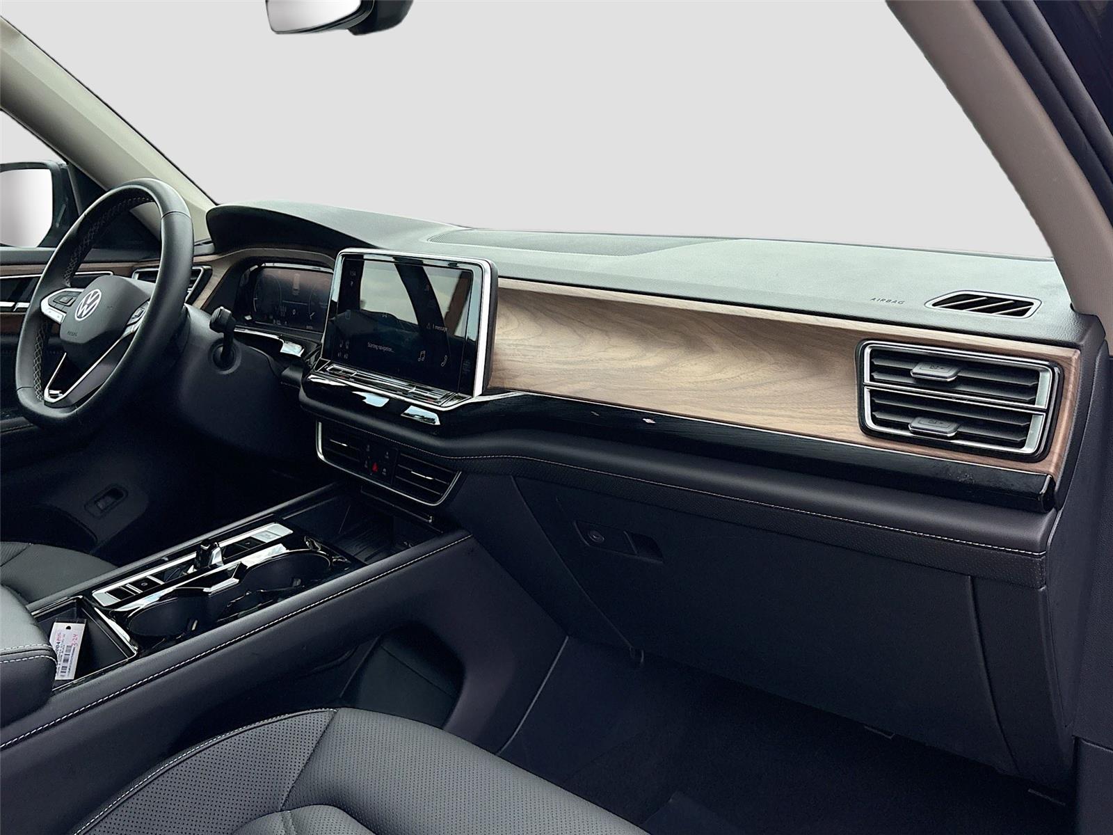 2025 VOLKSWAGEN ATLAS SE