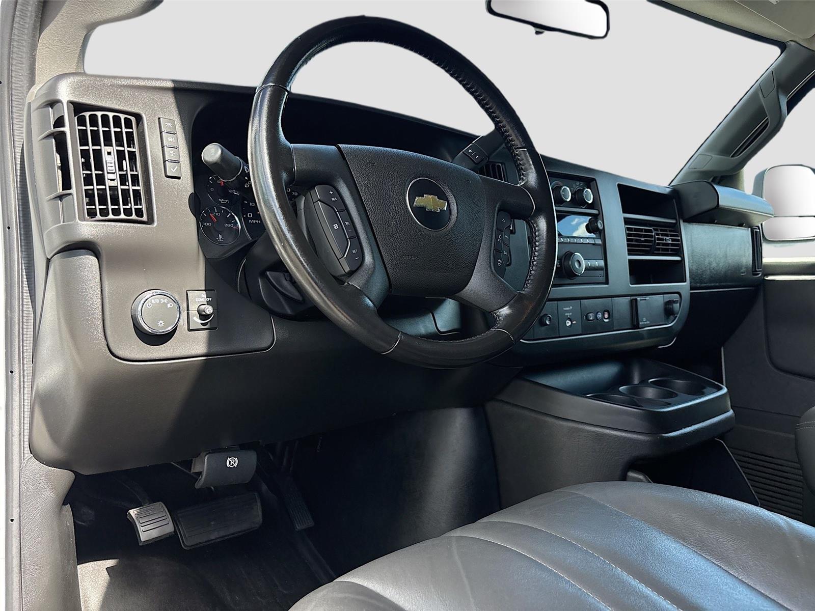 2023 Chevrolet Express Cargo Van