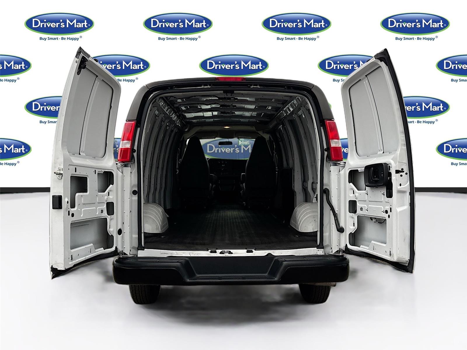 2023 Chevrolet Express Cargo Van