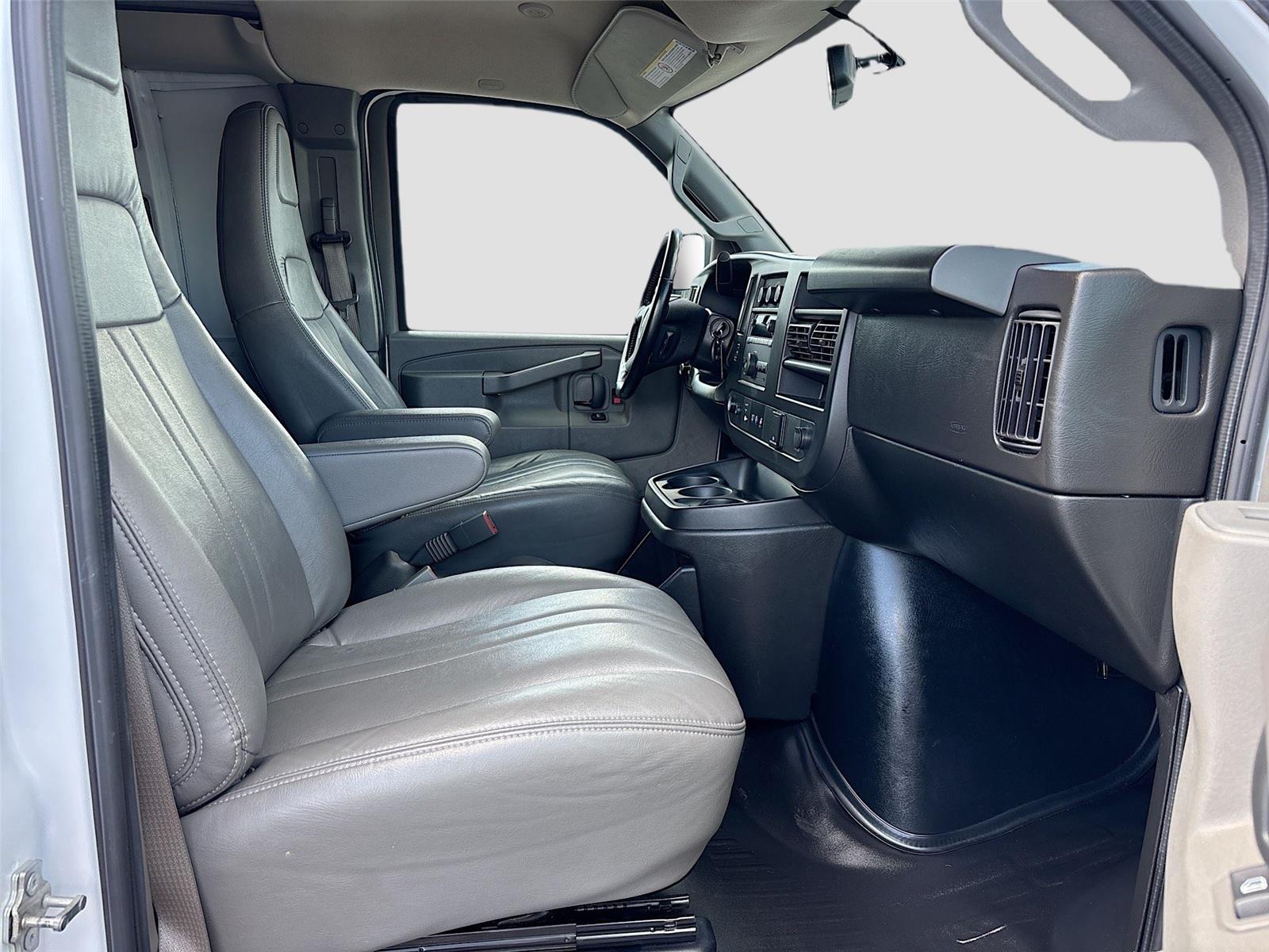 2023 Chevrolet Express Cargo Van