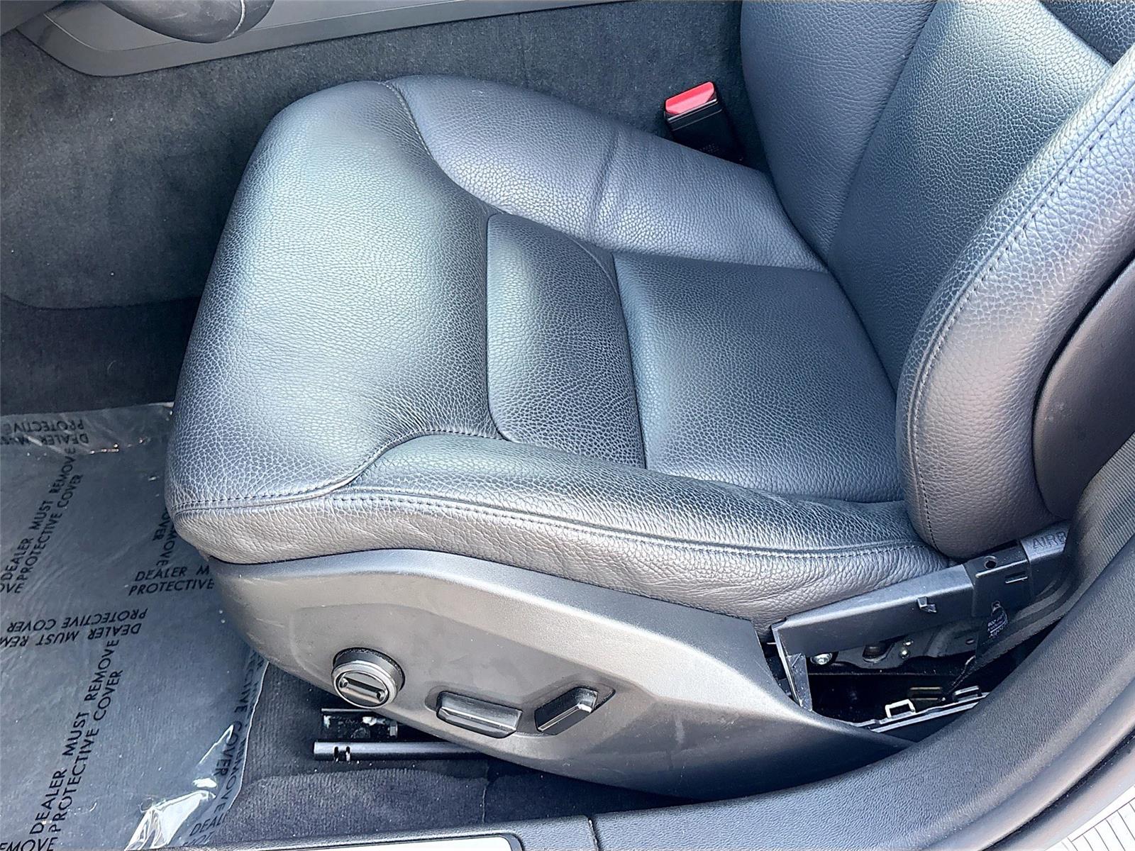 2025 Volvo V60 Cross Country Plus