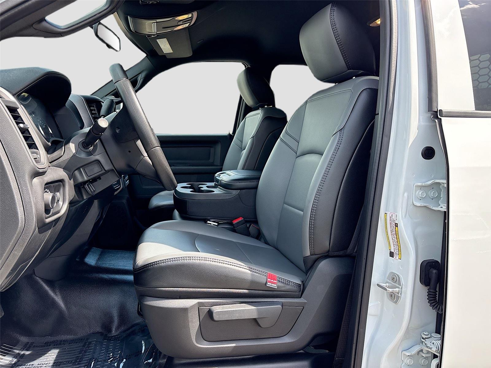 2024 Ram 3500 Chassis Cab Tradesman