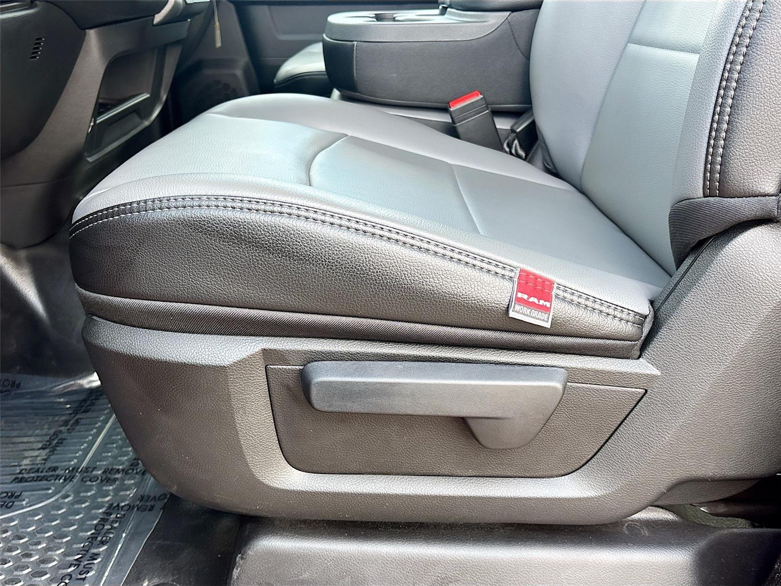 2024 Ram 3500 Chassis Cab Tradesman