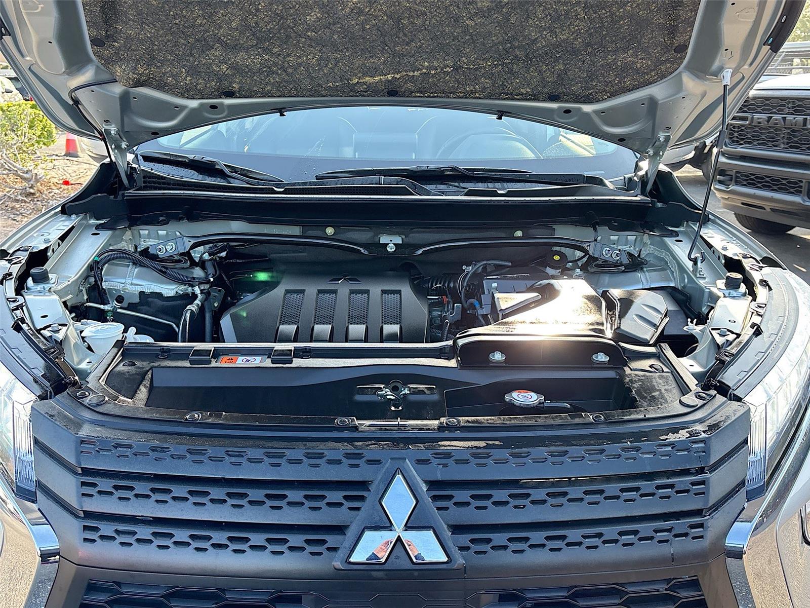 2025 Mitsubishi Eclipse Cross SE