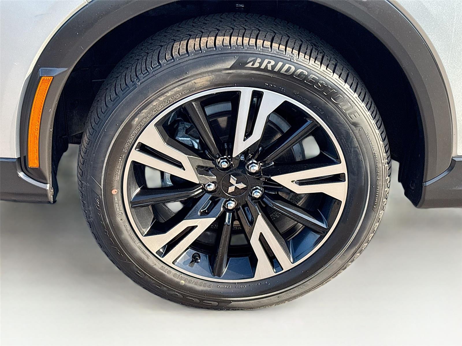 2025 Mitsubishi Eclipse Cross SE