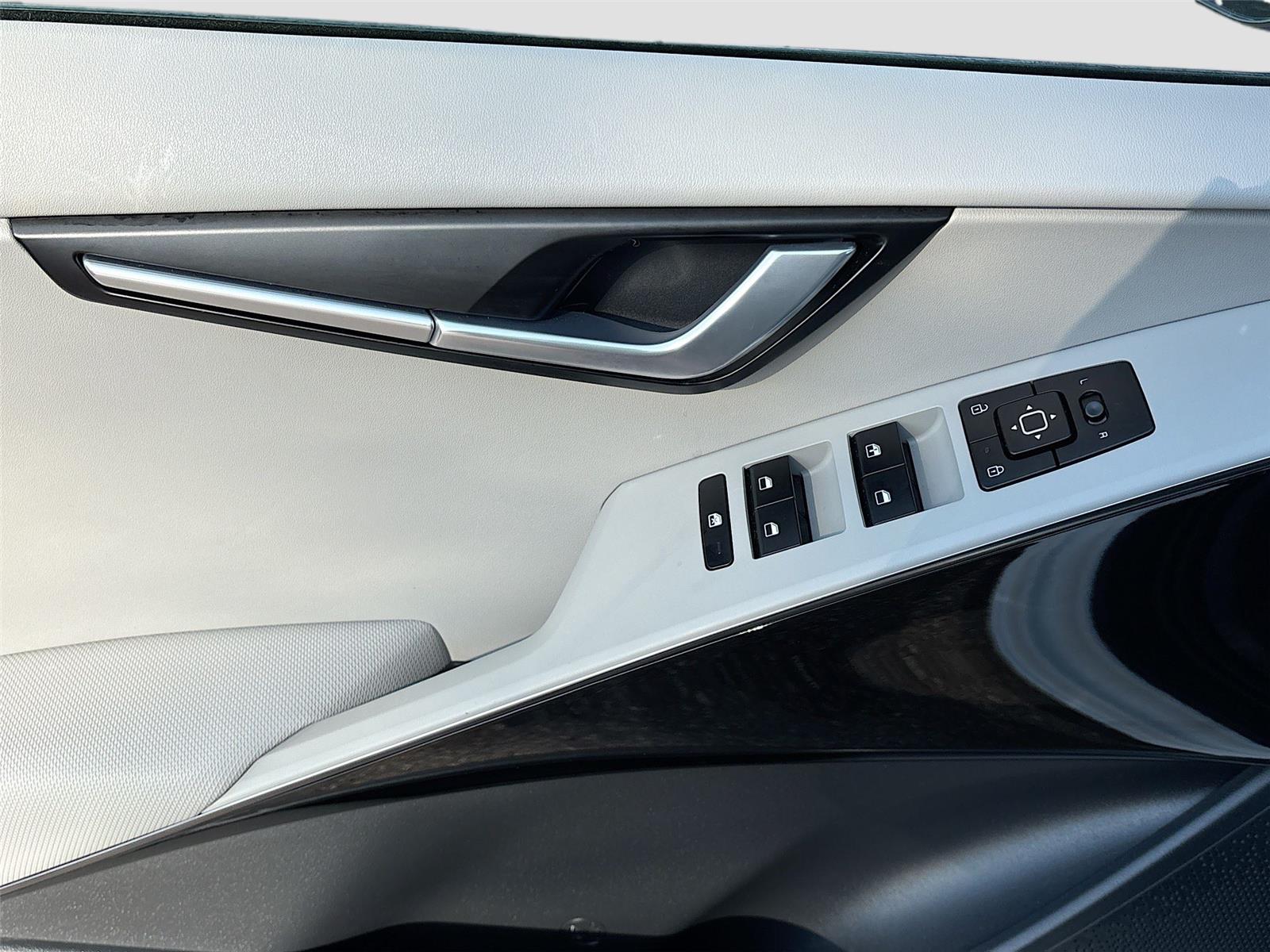 2023 Kia Niro EV Wind