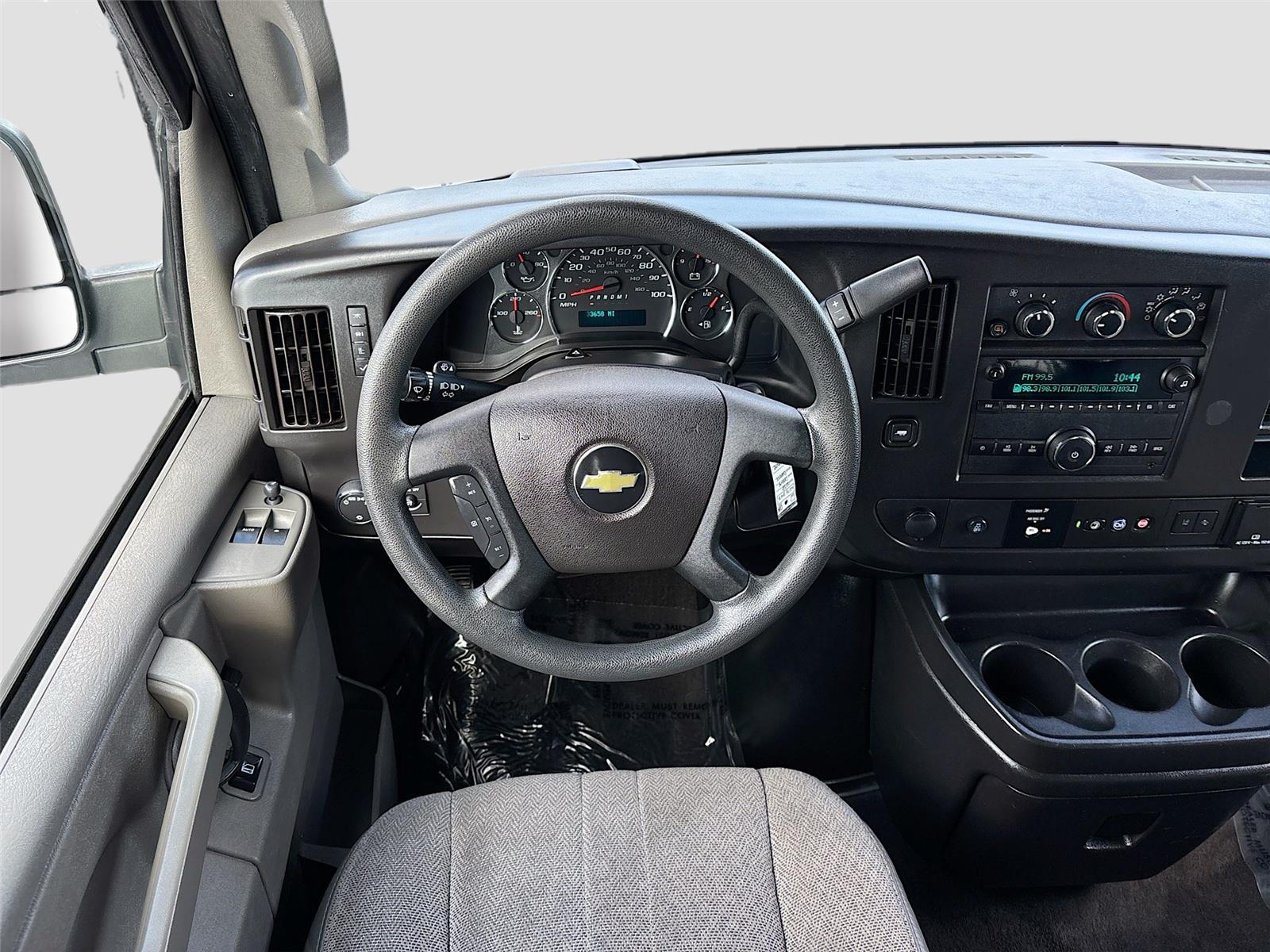 2020 Chevrolet Express Passenger LT