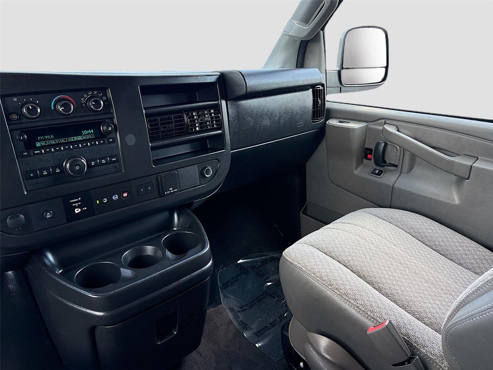 2020 Chevrolet Express Passenger LT
