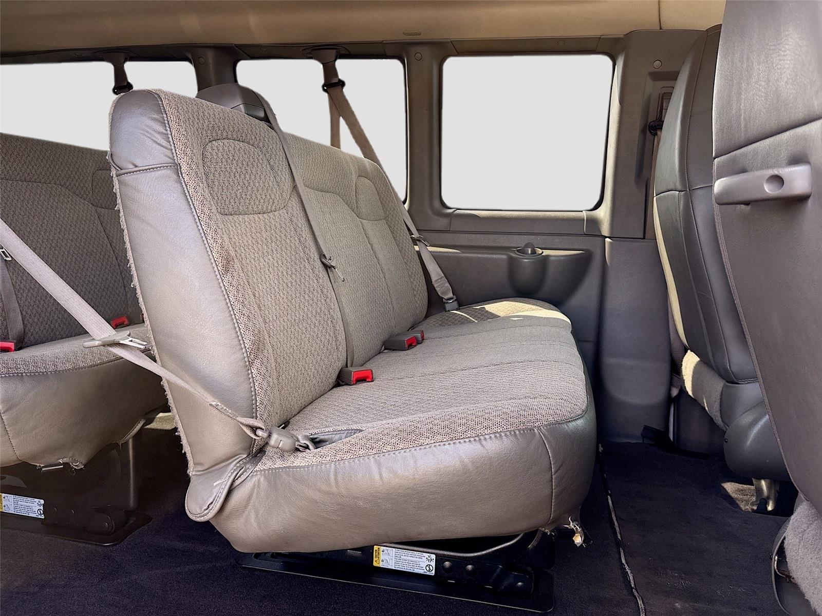 2020 Chevrolet Express Passenger LT