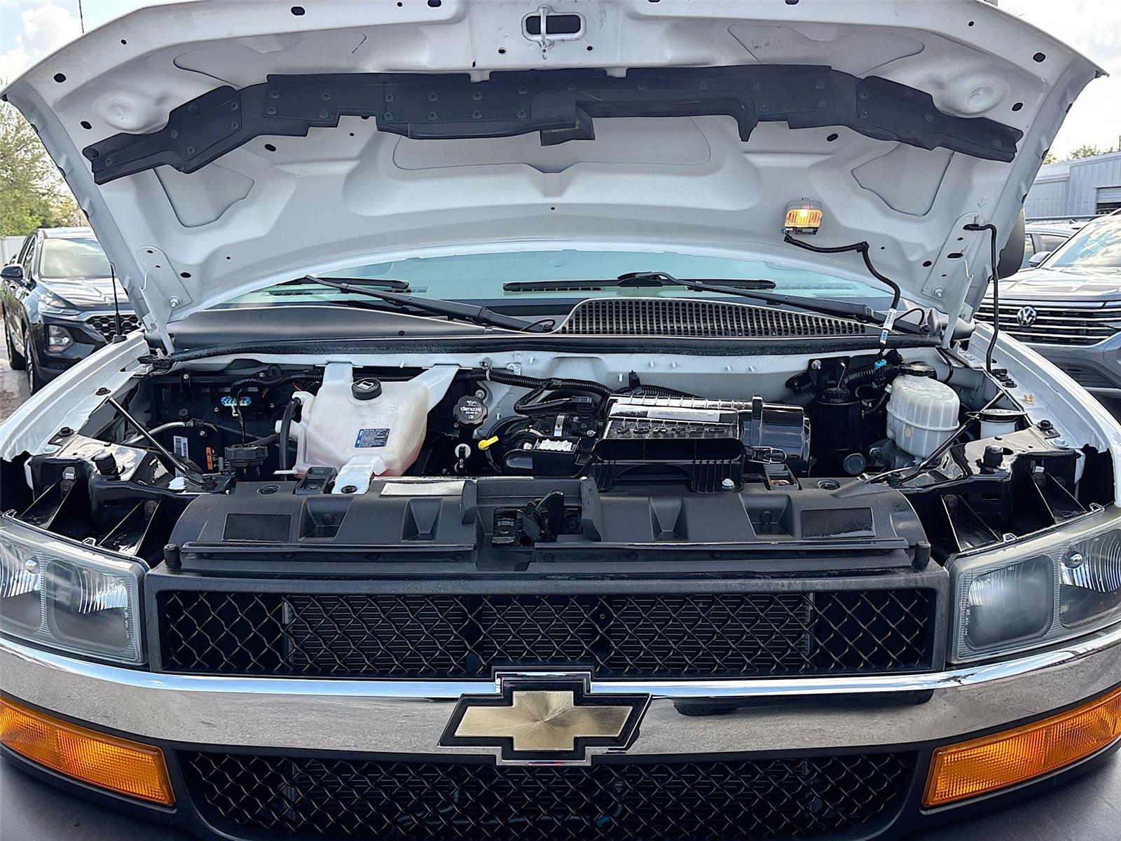 2020 Chevrolet Express Passenger LT