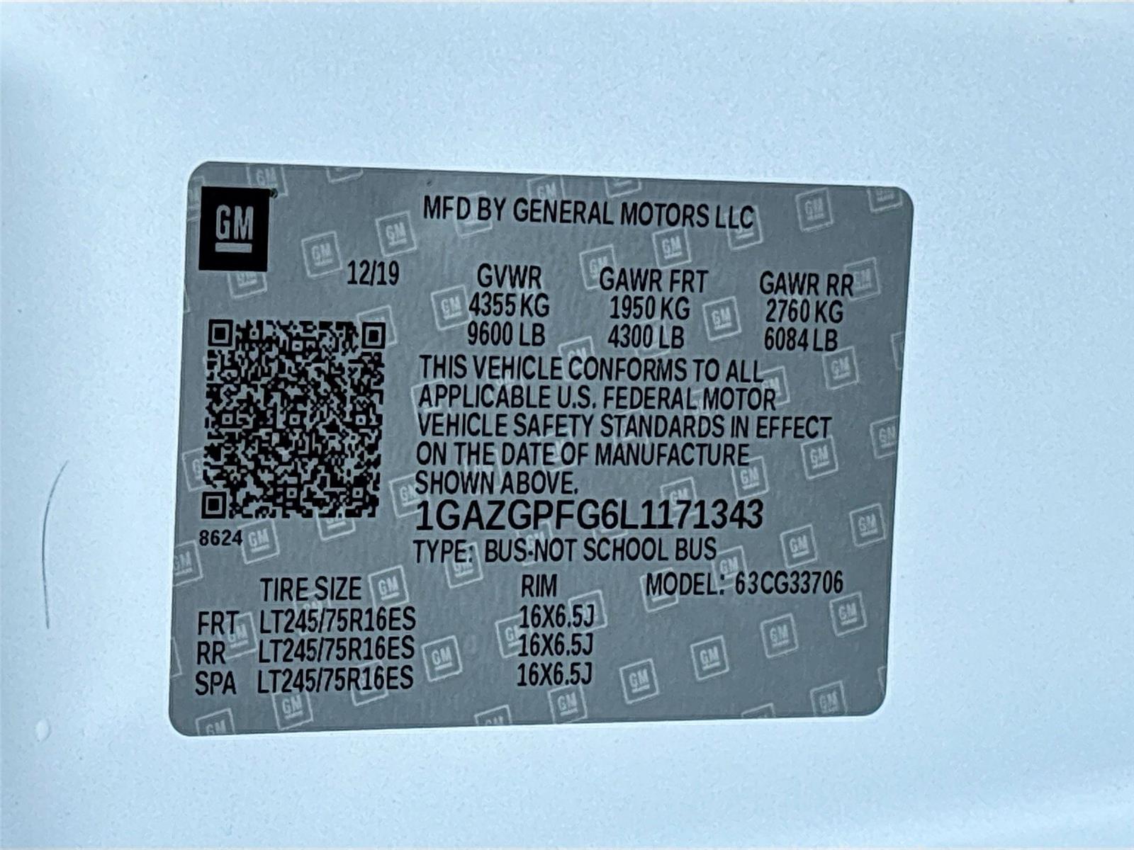 2020 Chevrolet Express Passenger LT