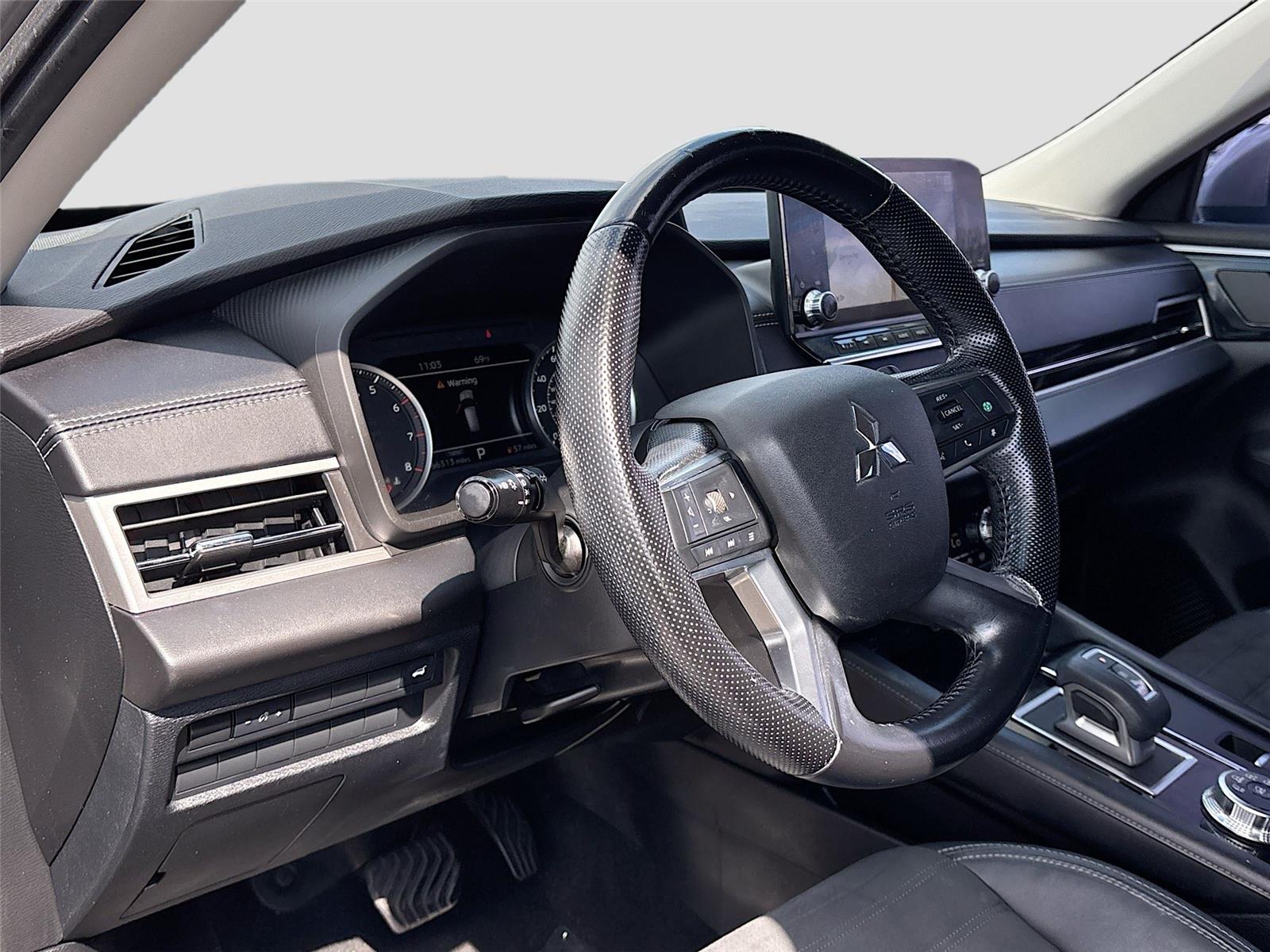 2022 Mitsubishi Outlander SE