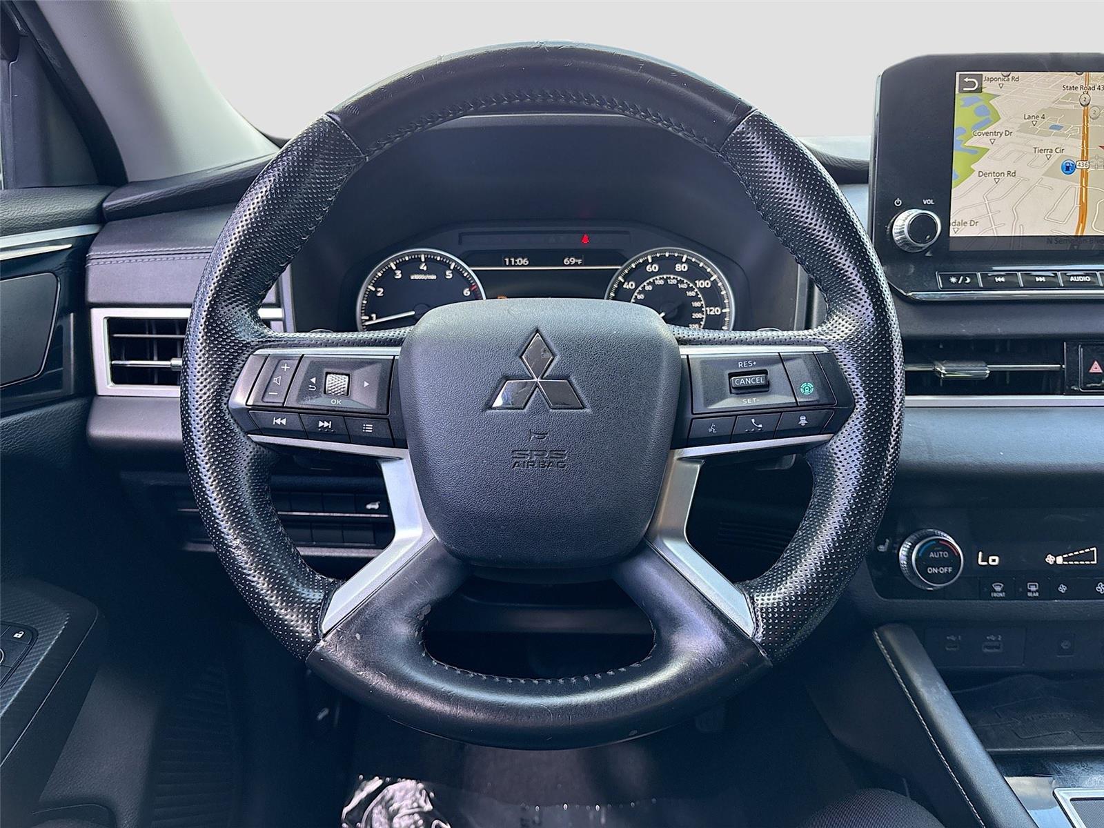 2022 Mitsubishi Outlander SE