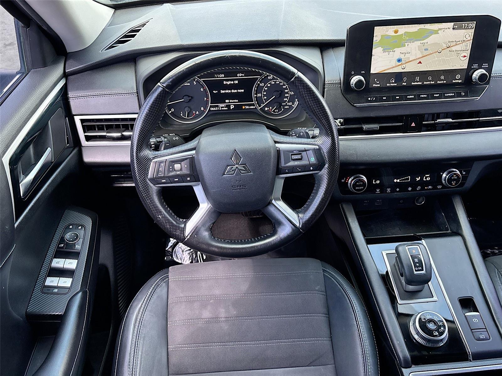 2022 Mitsubishi Outlander SE