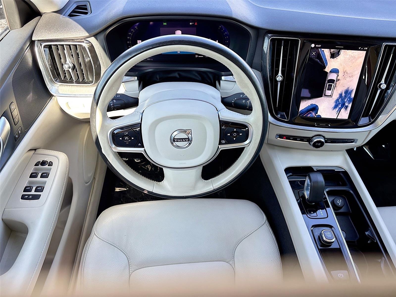 2025 Volvo V60 Cross Country Plus