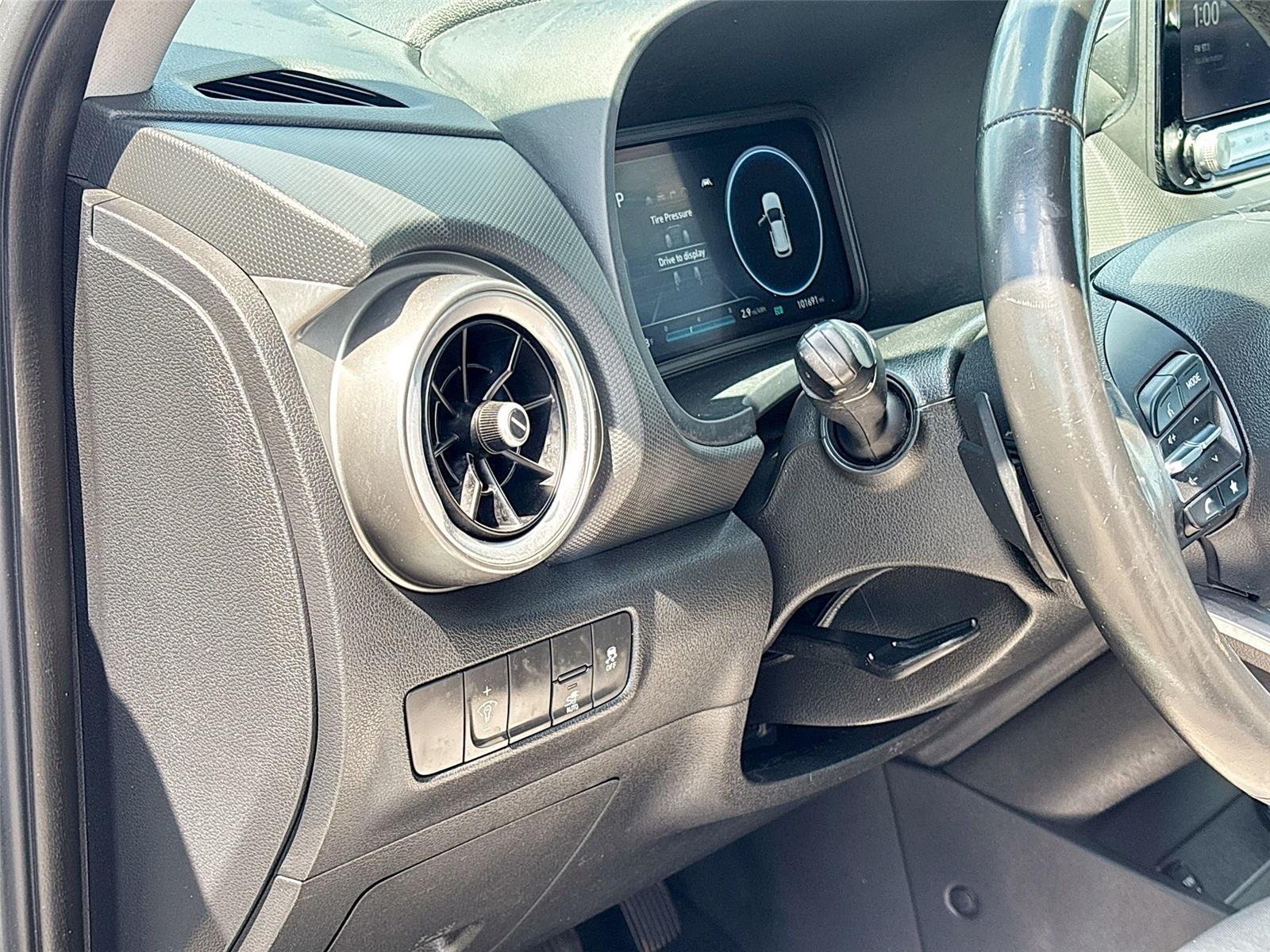 2023 Hyundai Kona Electric SEL