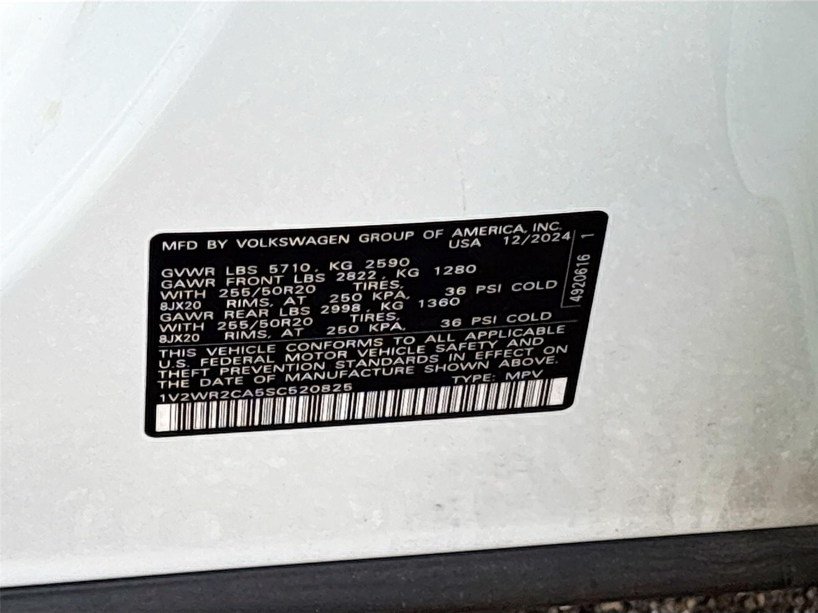 2025 Volkswagen Atlas 2.0T SE w/Technology