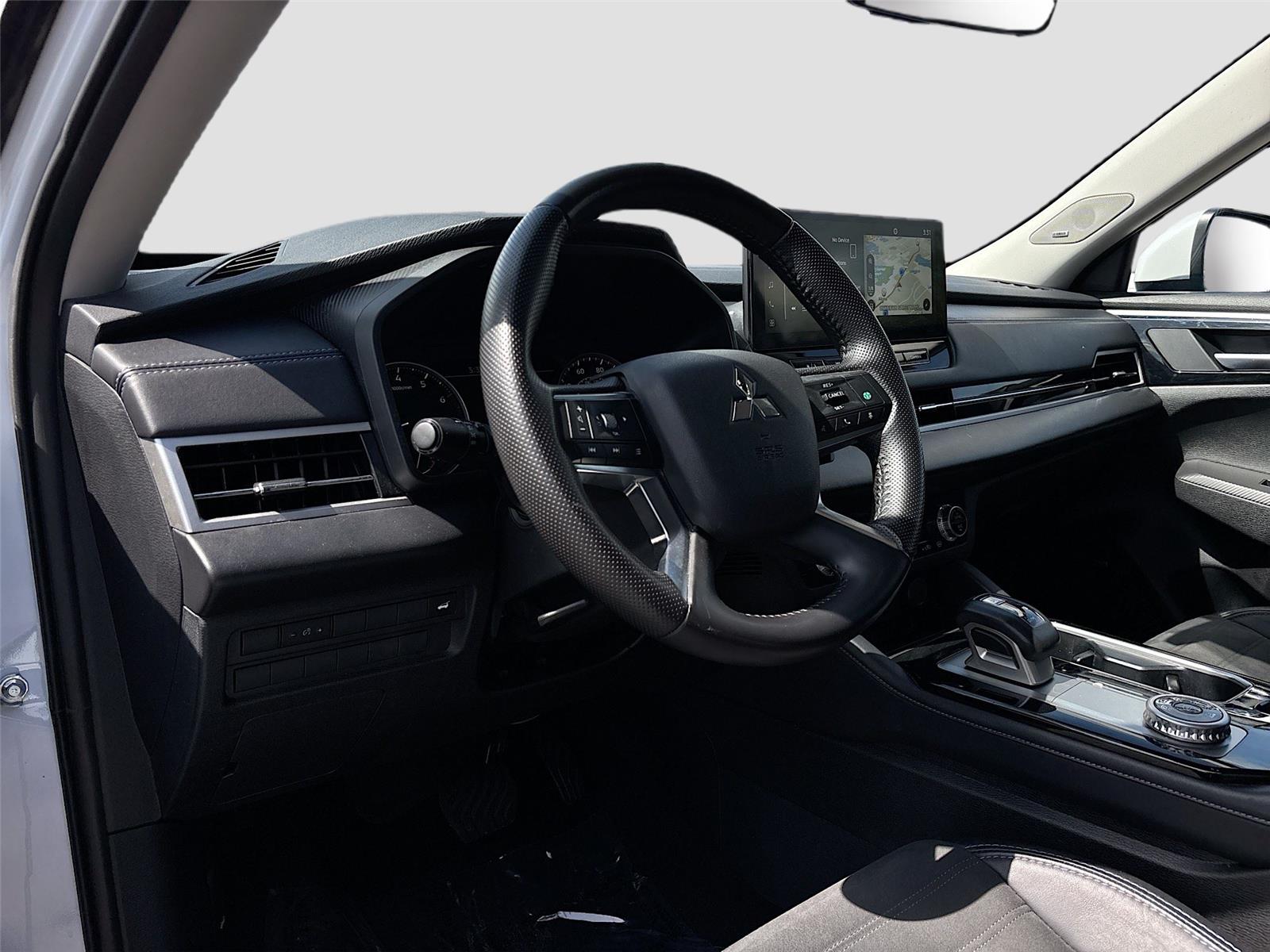 2025 MITSUBISHI OUTLANDER SE/DI