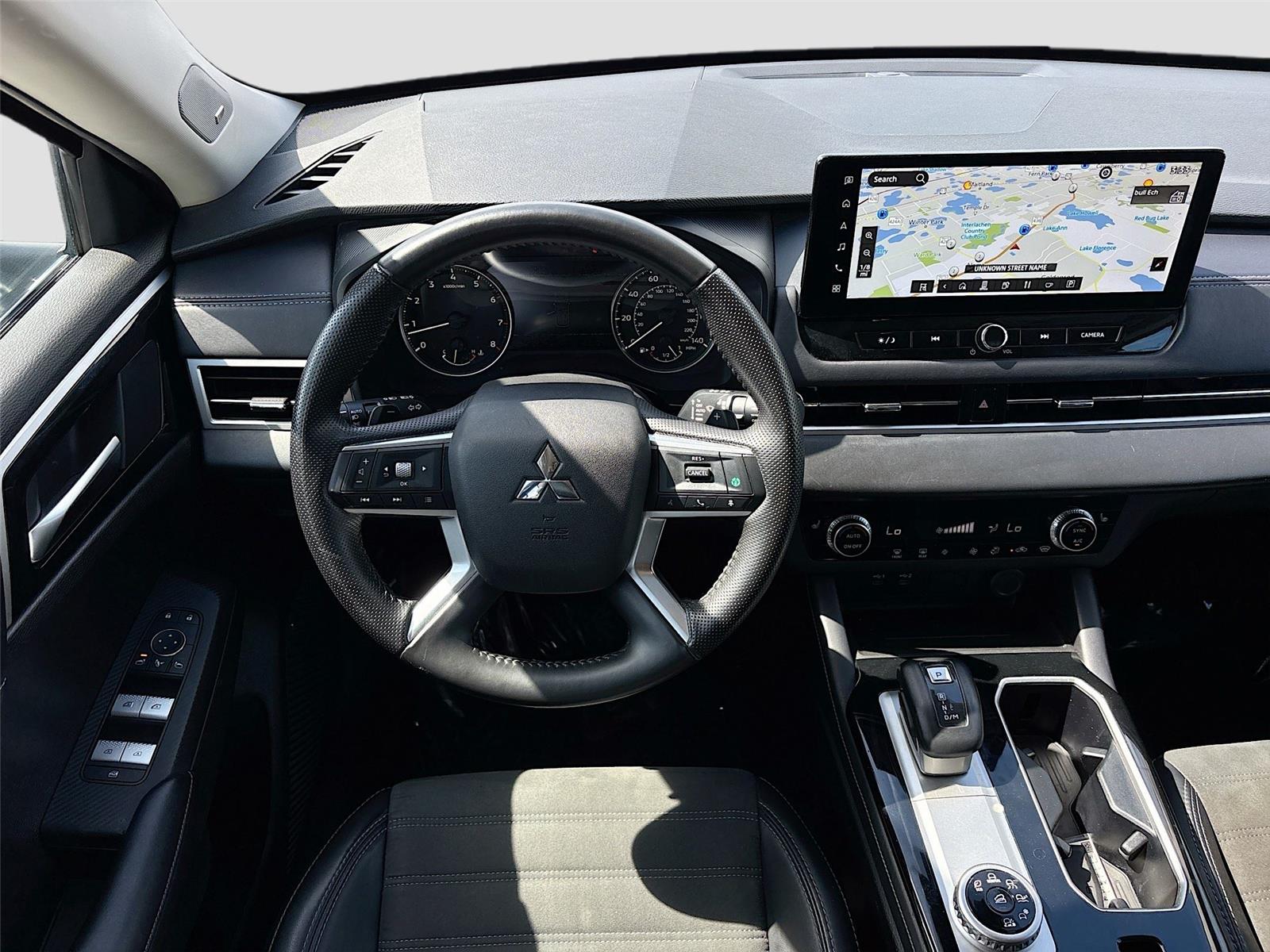 2025 MITSUBISHI OUTLANDER SE/DI