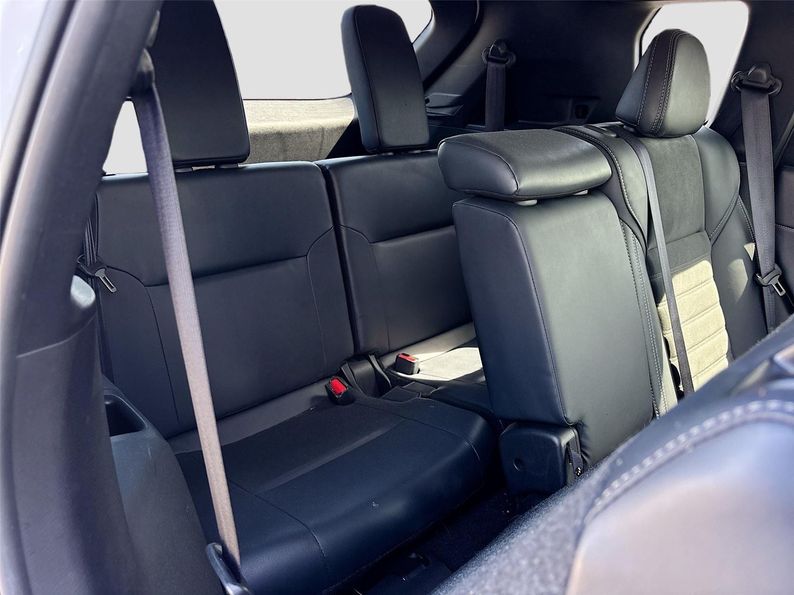 2025 MITSUBISHI OUTLANDER SE/DI