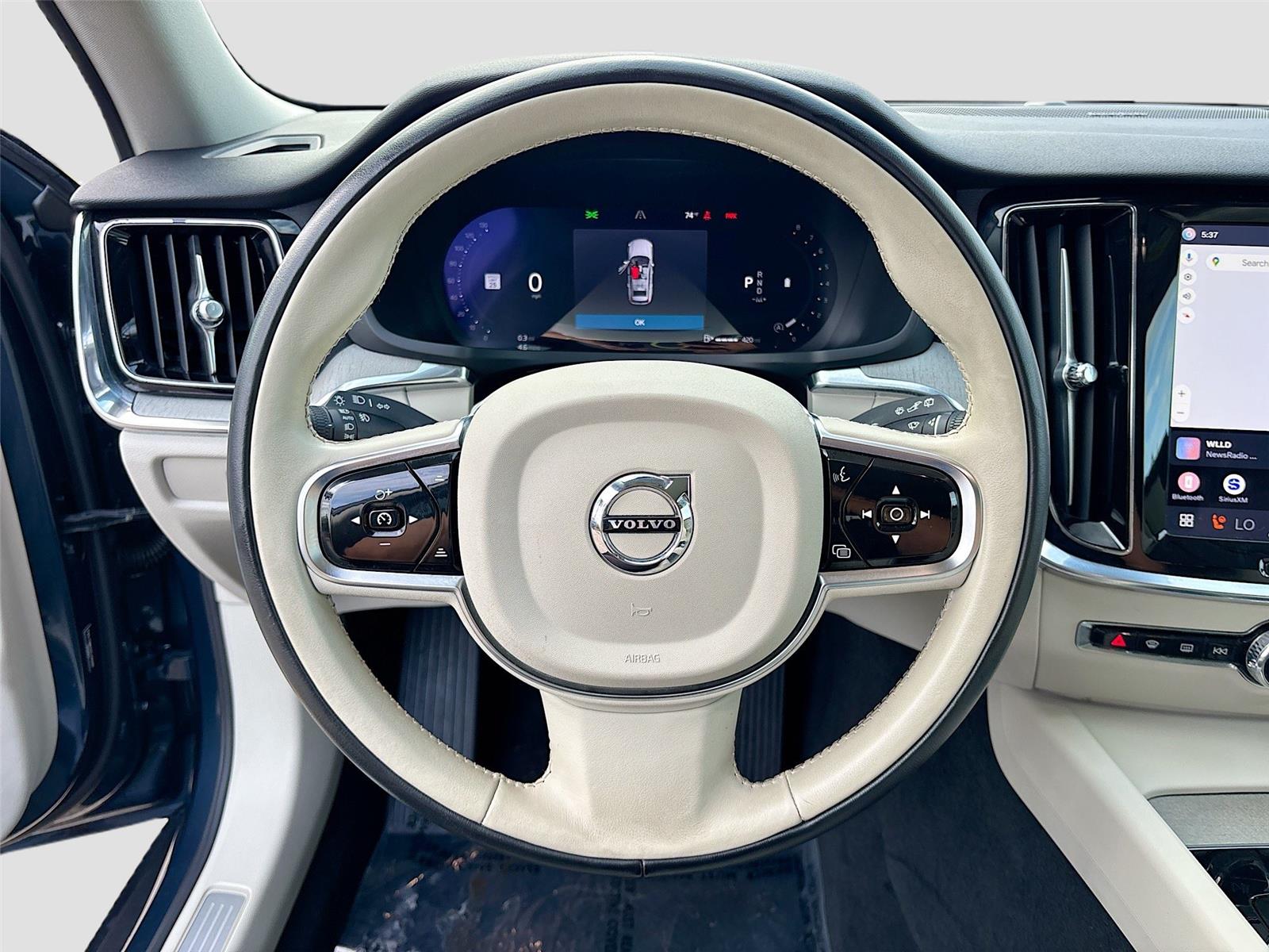 2025 Volvo V60 Cross Country Plus