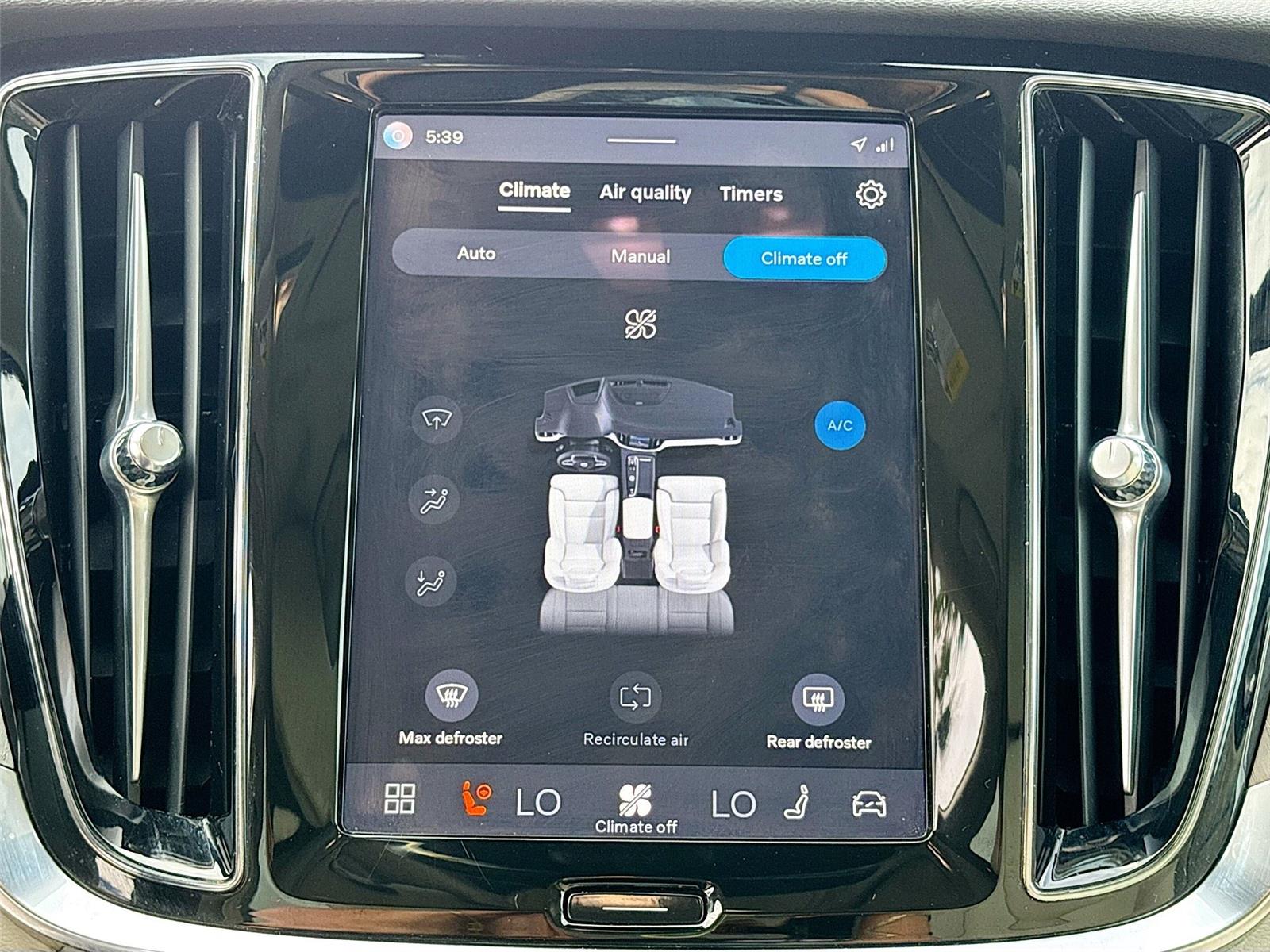 2025 Volvo V60 Cross Country Plus