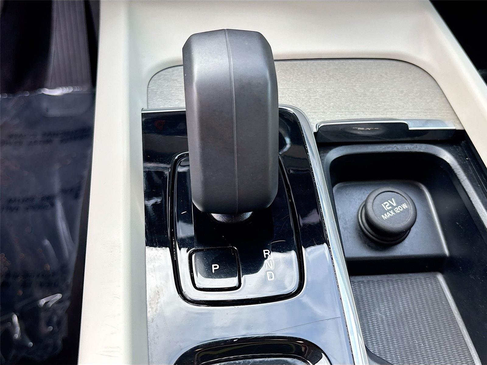 2025 Volvo V60 Cross Country Plus