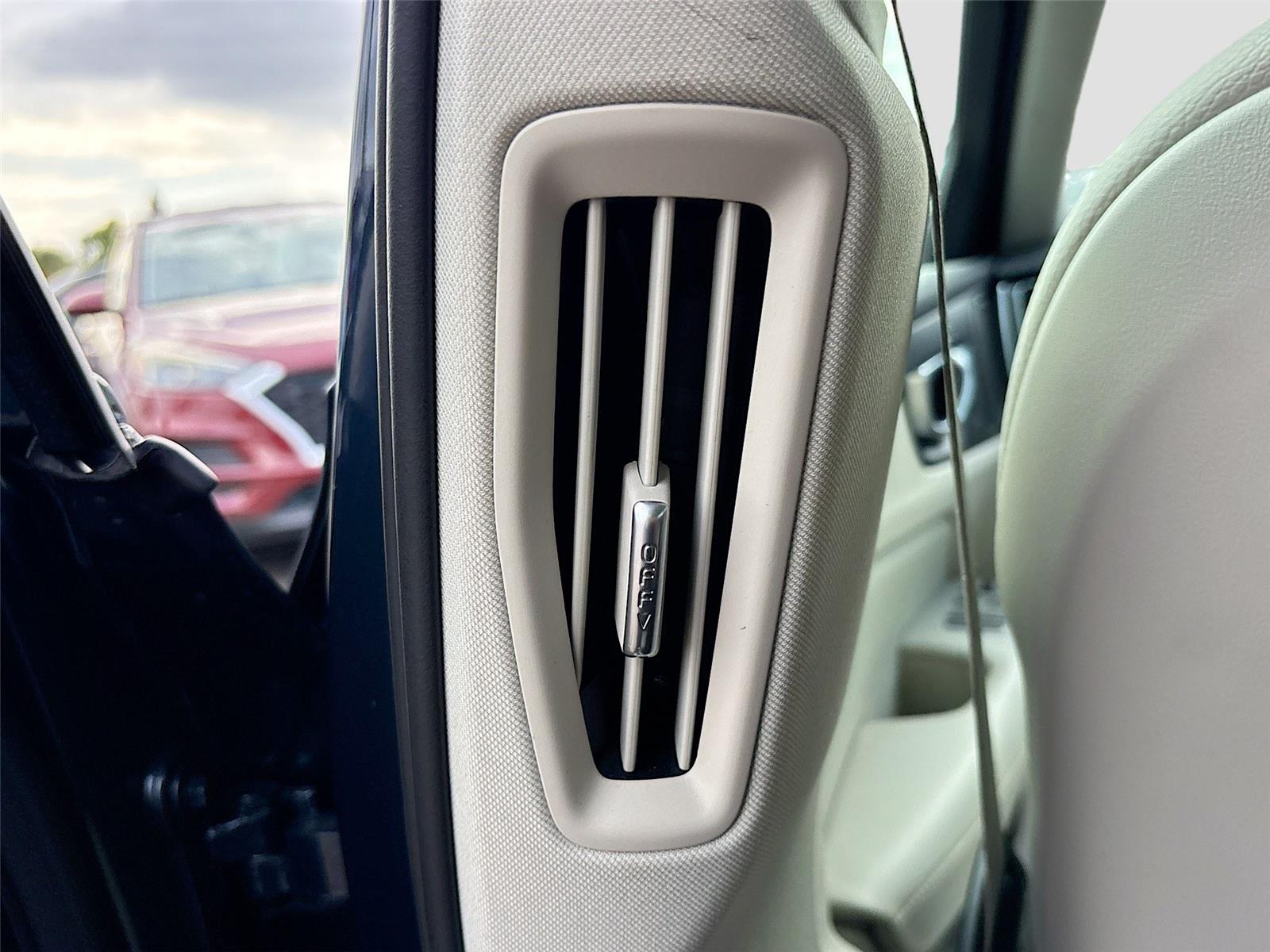 2025 Volvo V60 Cross Country Plus