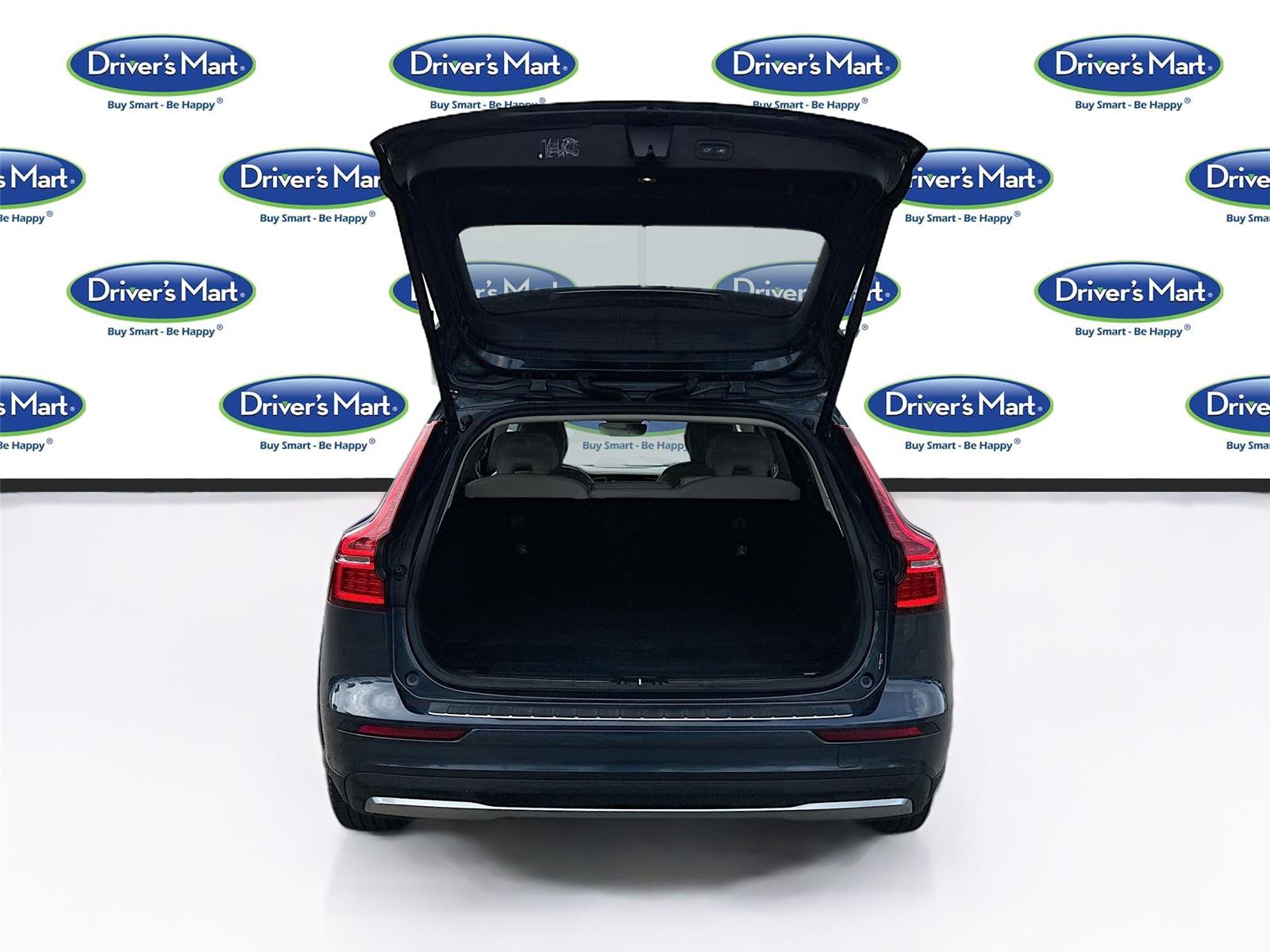 2025 Volvo V60 Cross Country Plus