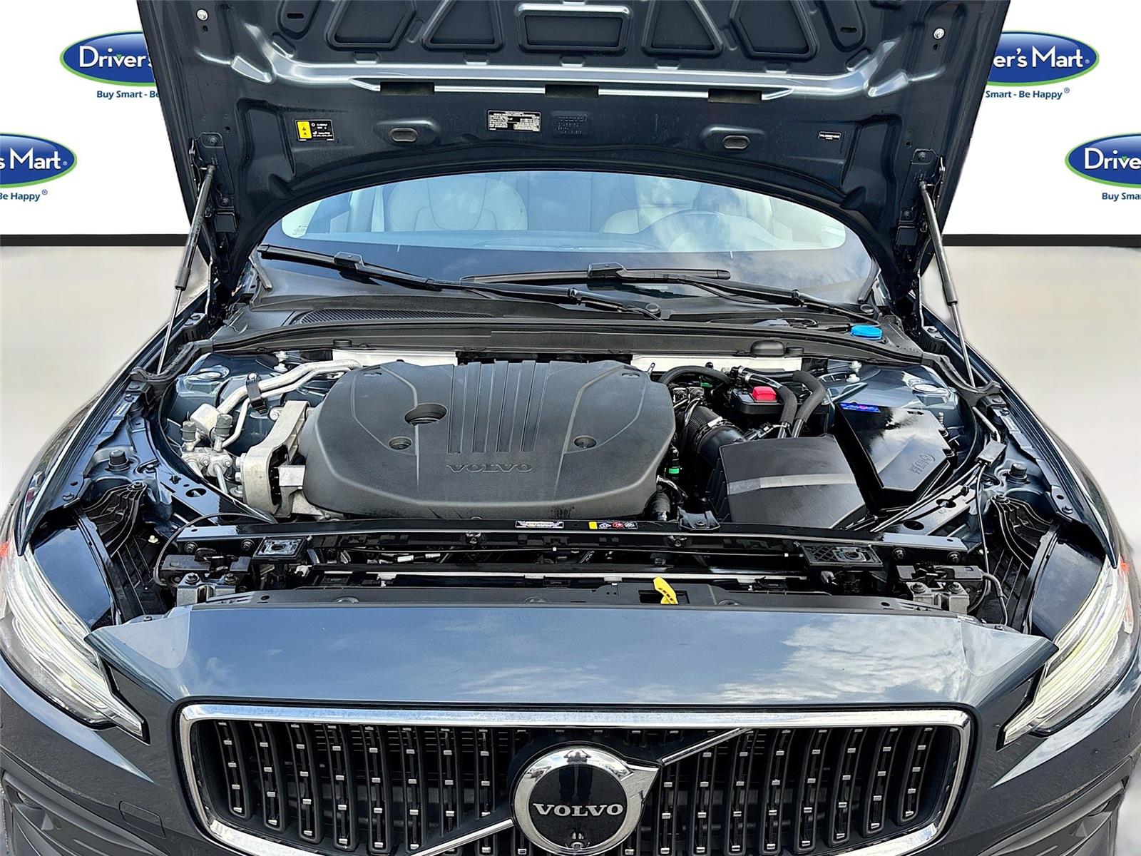 2025 Volvo V60 Cross Country Plus