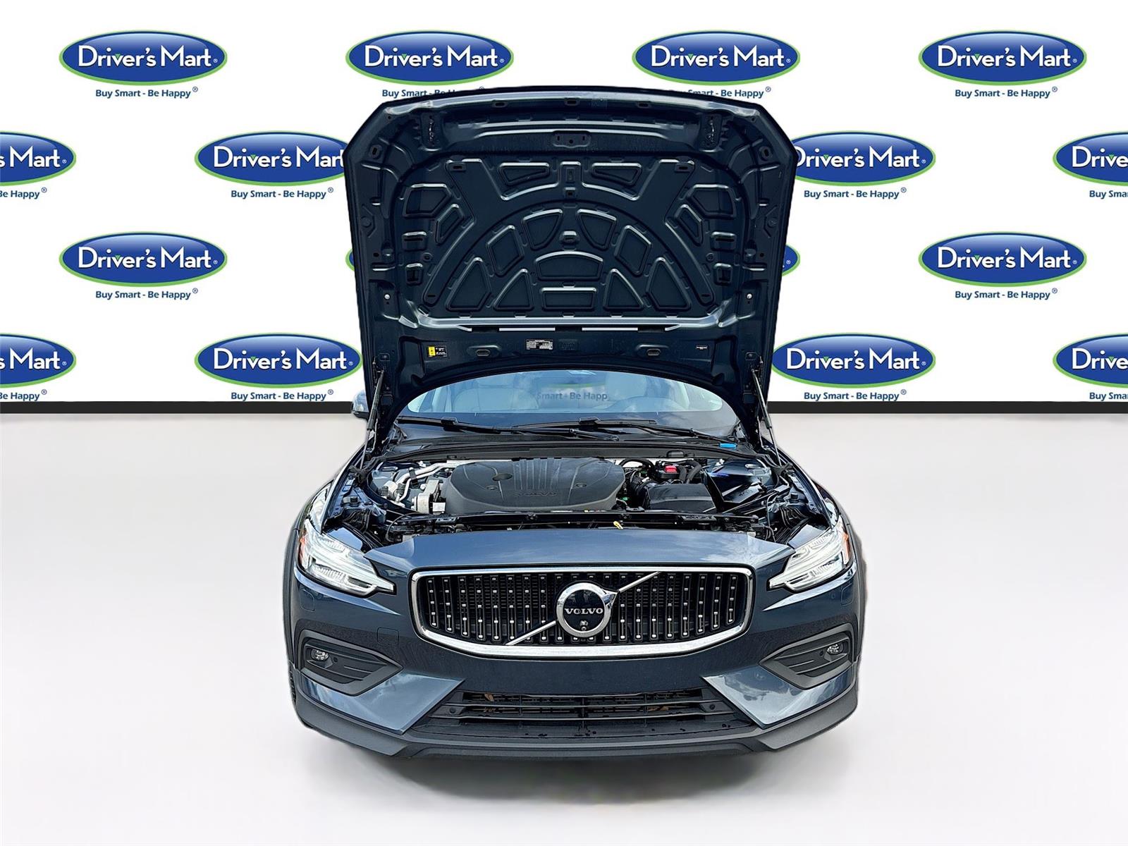 2025 Volvo V60 Cross Country Plus